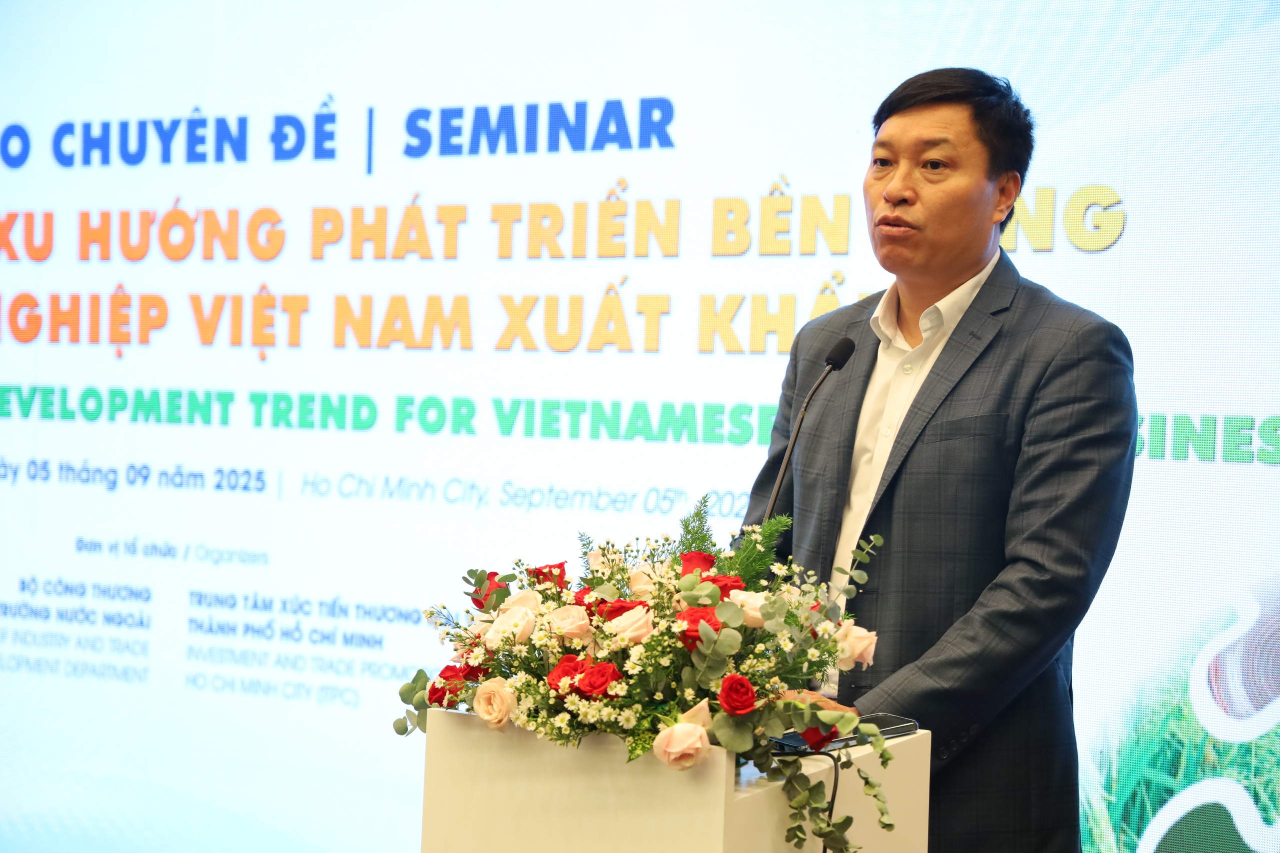 V&igrave; sao doanh nghiệp Việt phải gấp r&uacute;t chuyển đổi sang logistics xanh?- Ảnh 2.