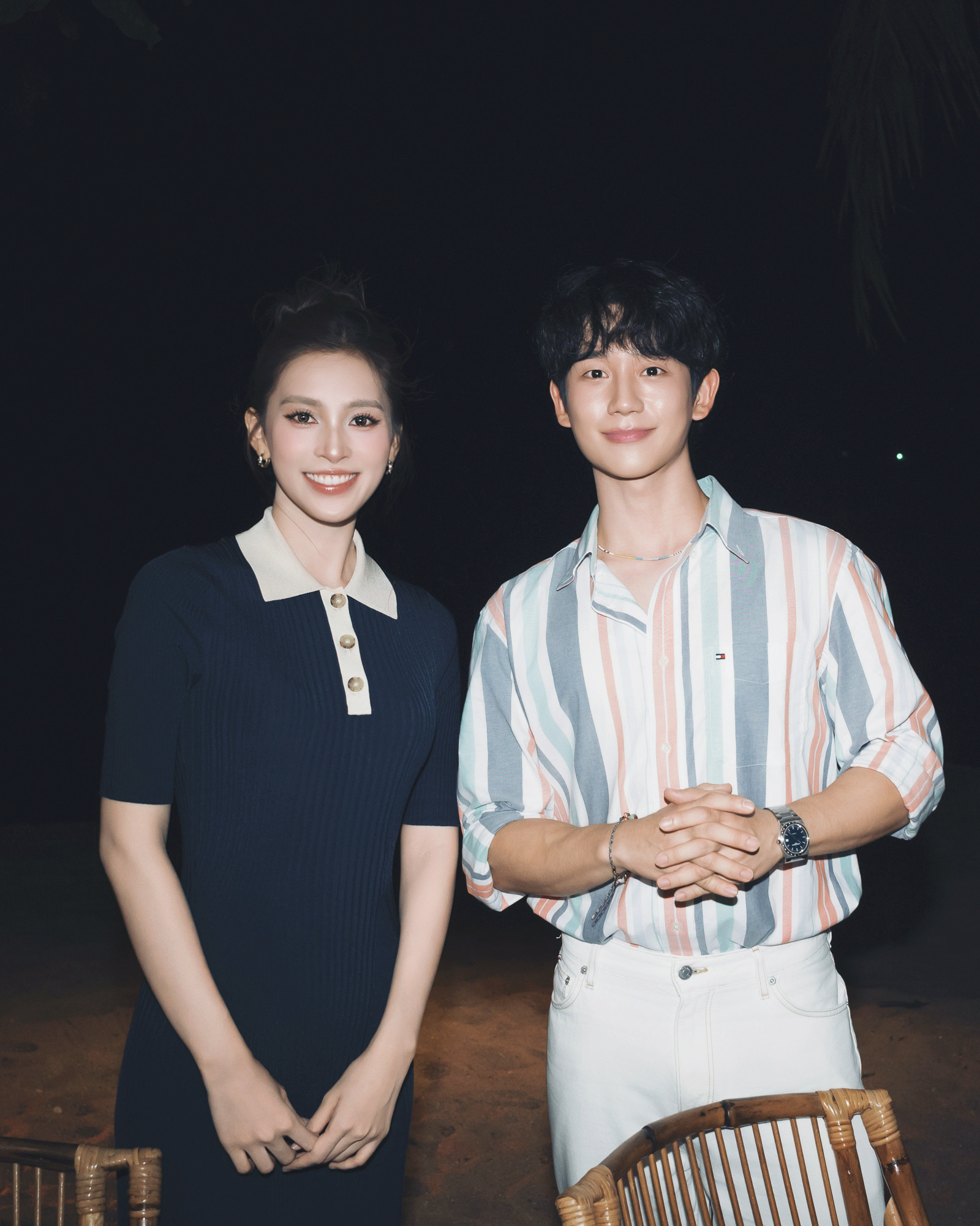 Hoa hậu Tiểu Vy chung khung ảnh Hoa hậu Hoàn vũ Catriona Gray và tài tử Jung Hae In- Ảnh 3. Hoa hậu Tiểu Vy chung khung ảnh Hoa hậu Hoàn vũ Catriona Gray và tài tử Jung Hae In- Ảnh 3.