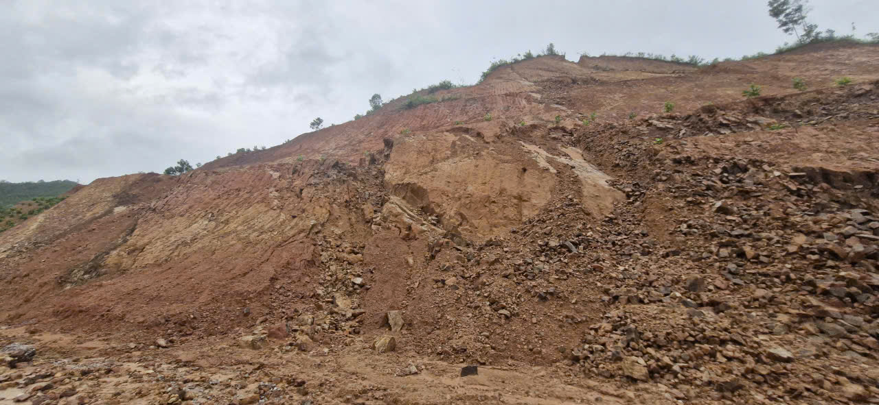 Xuy&ecirc;n n&uacute;i mở đường kết nối phố n&uacute;i Lạng Sơn với v&ugrave;ng biển Quảng Ninh- Ảnh 13.