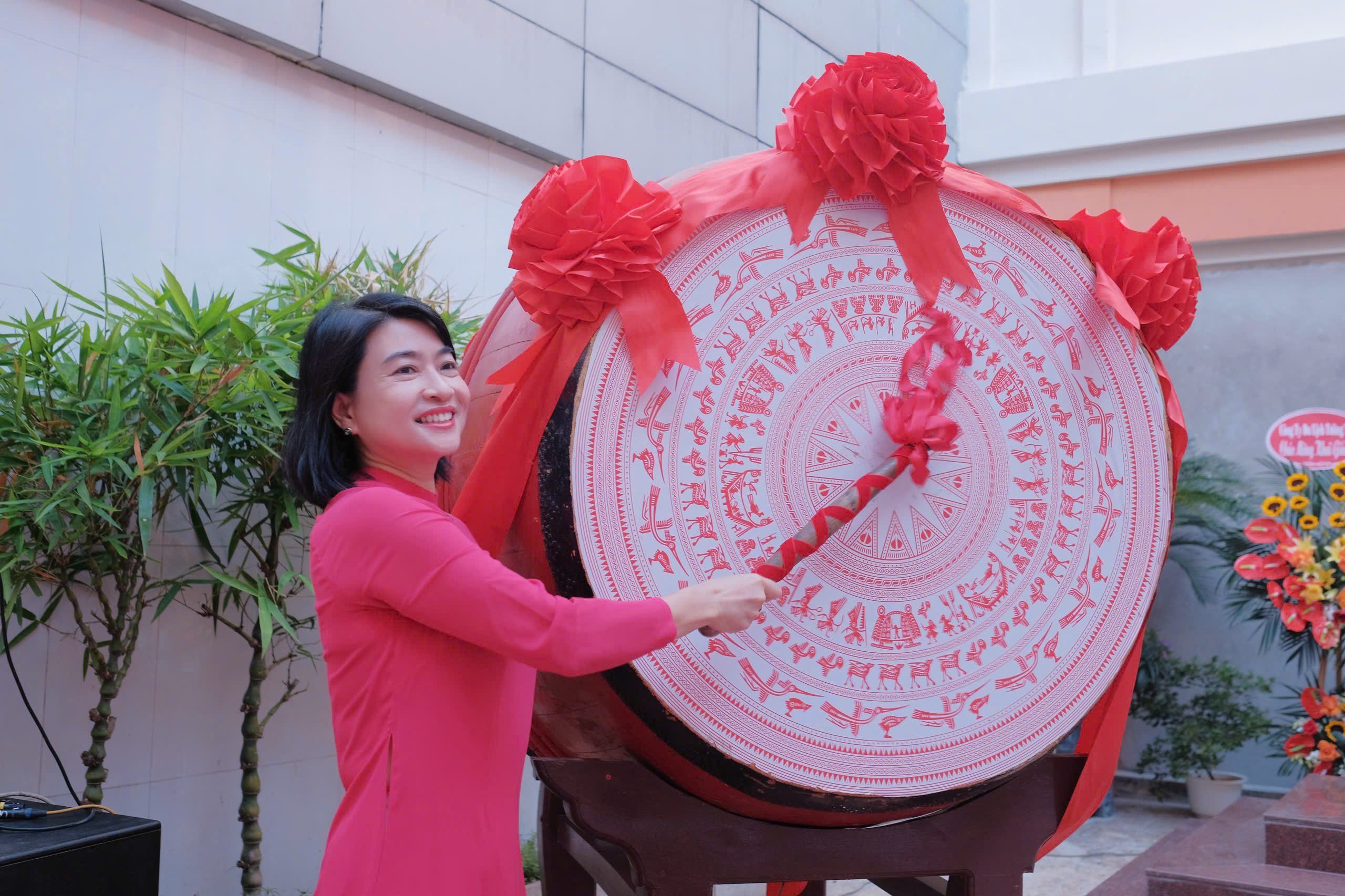 Hơn 2,3 triệu học sinh H&agrave; Nội n&aacute;o nức đ&oacute;n năm học mới đặc biệt- Ảnh 2.