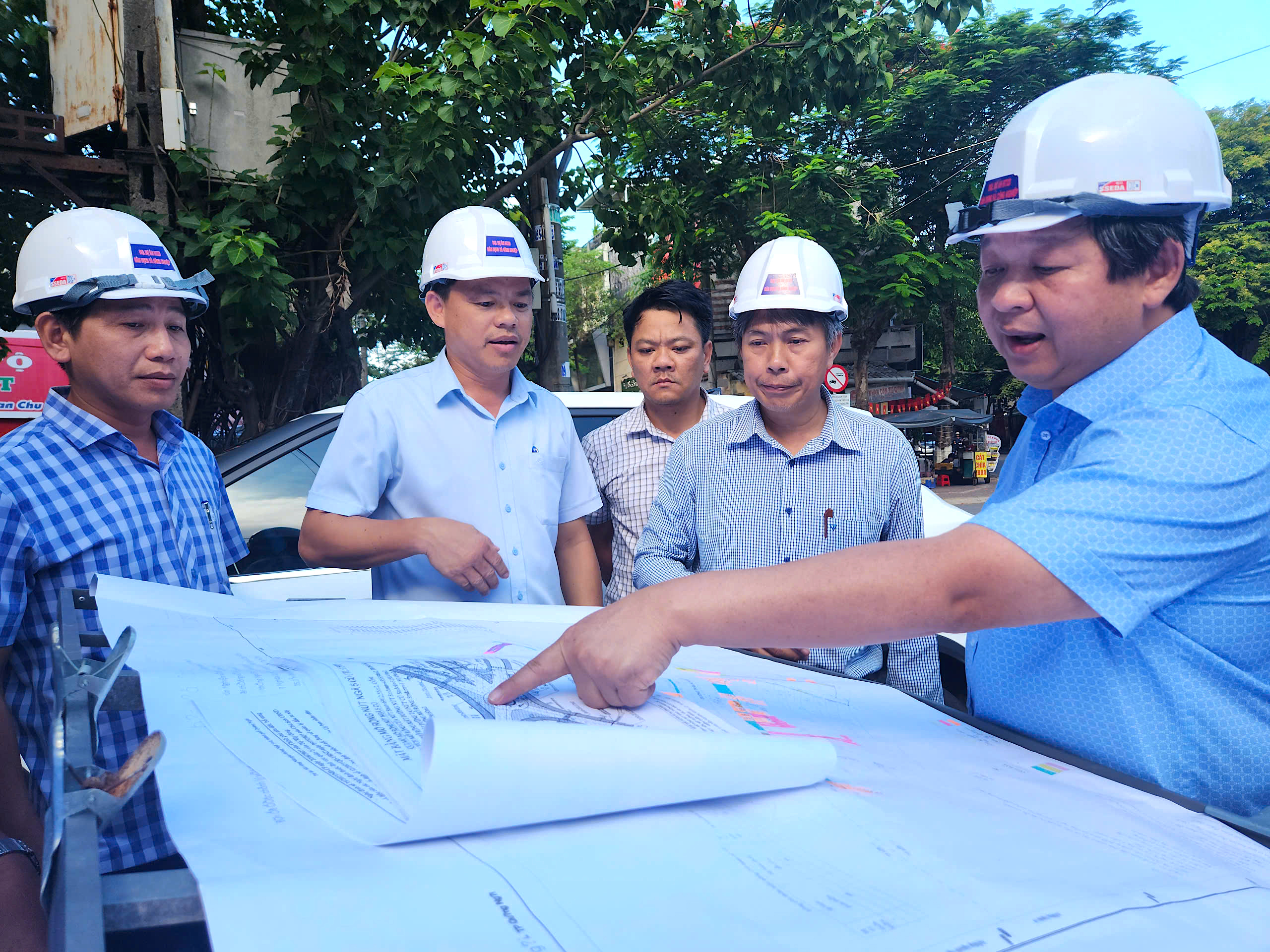 Khởi động mở rộng n&uacute;t giao th&ocirc;ng nghẽn nhiều năm ở Quảng Ng&atilde;i- Ảnh 1.