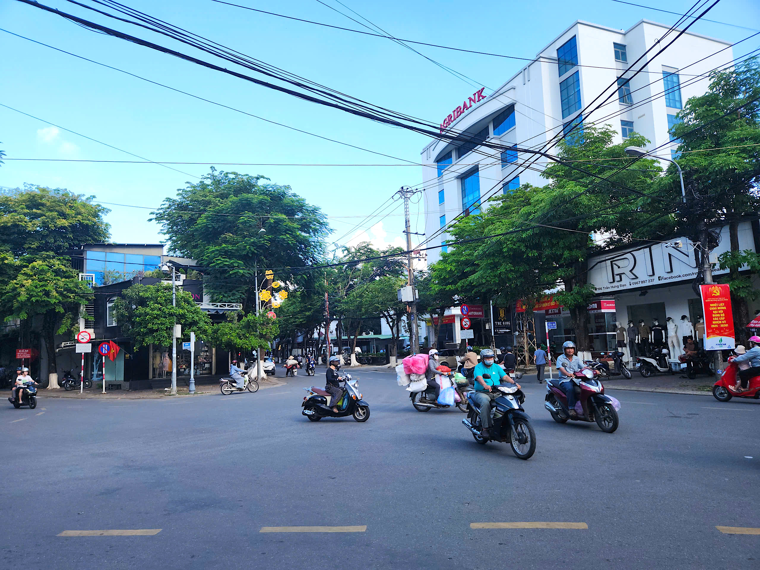 Khởi động mở rộng n&uacute;t giao th&ocirc;ng nghẽn nhiều năm ở Quảng Ng&atilde;i- Ảnh 2.