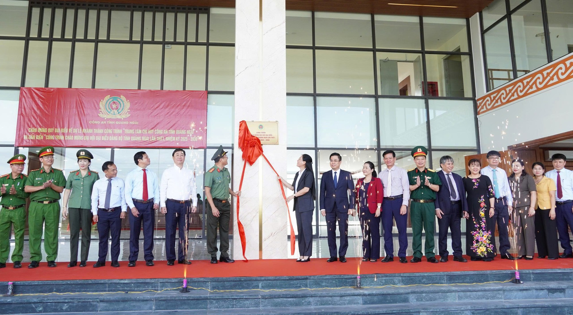 Kh&aacute;nh th&agrave;nh đưa v&agrave;o sử dụng Trung t&acirc;m chỉ huy C&ocirc;ng an tỉnh Quảng Ng&atilde;i- Ảnh 2.
