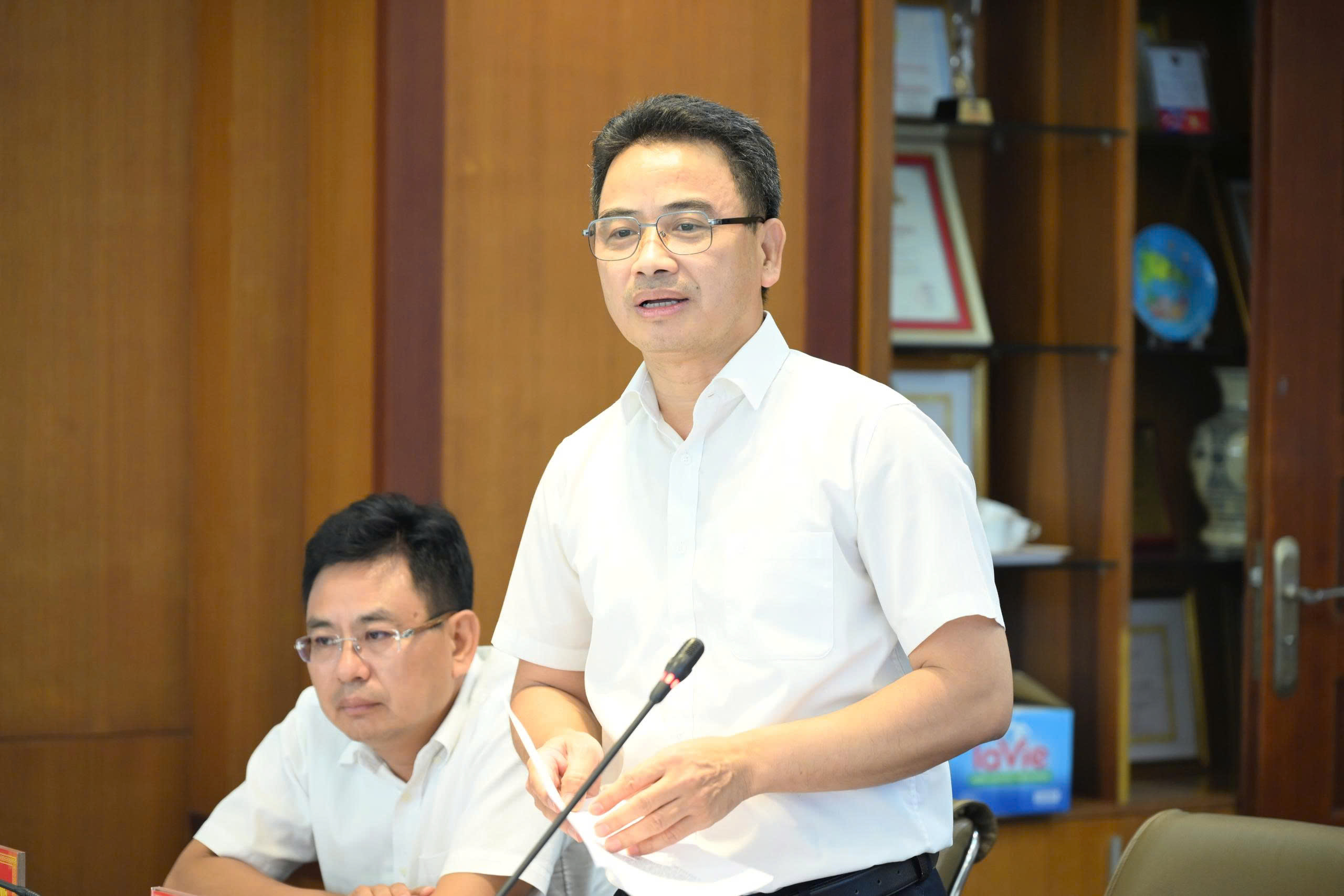 Viglacera cần tiếp tục đổi mới theo xu thế xanh, tiết kiệm t&agrave;i nguy&ecirc;n, giảm ph&aacute;t thải- Ảnh 4.