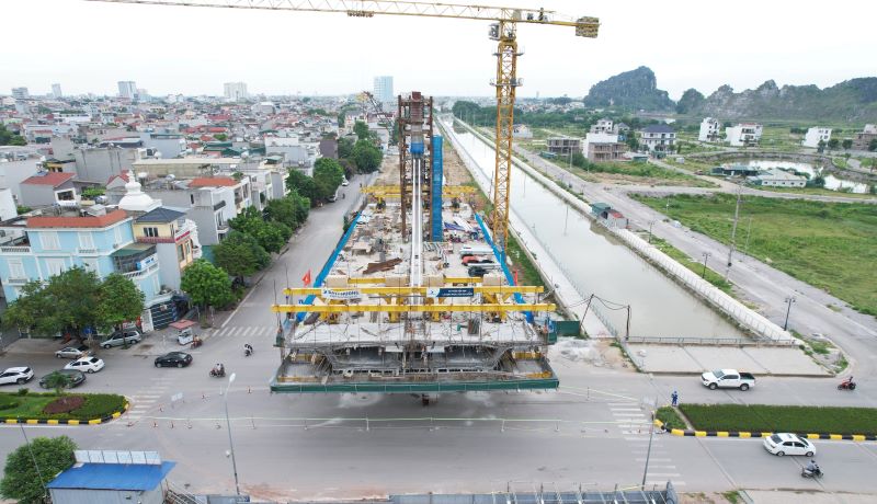 Khó khăn vật liệu xây dựng, Thanh Hóa vẫn đạt gần 48% tiến độ giải ngân vốn đầu tư công- Ảnh 2. Khó khăn vật liệu xây dựng, Thanh Hóa vẫn đạt gần 48% tiến độ giải ngân vốn đầu tư công- Ảnh 2.