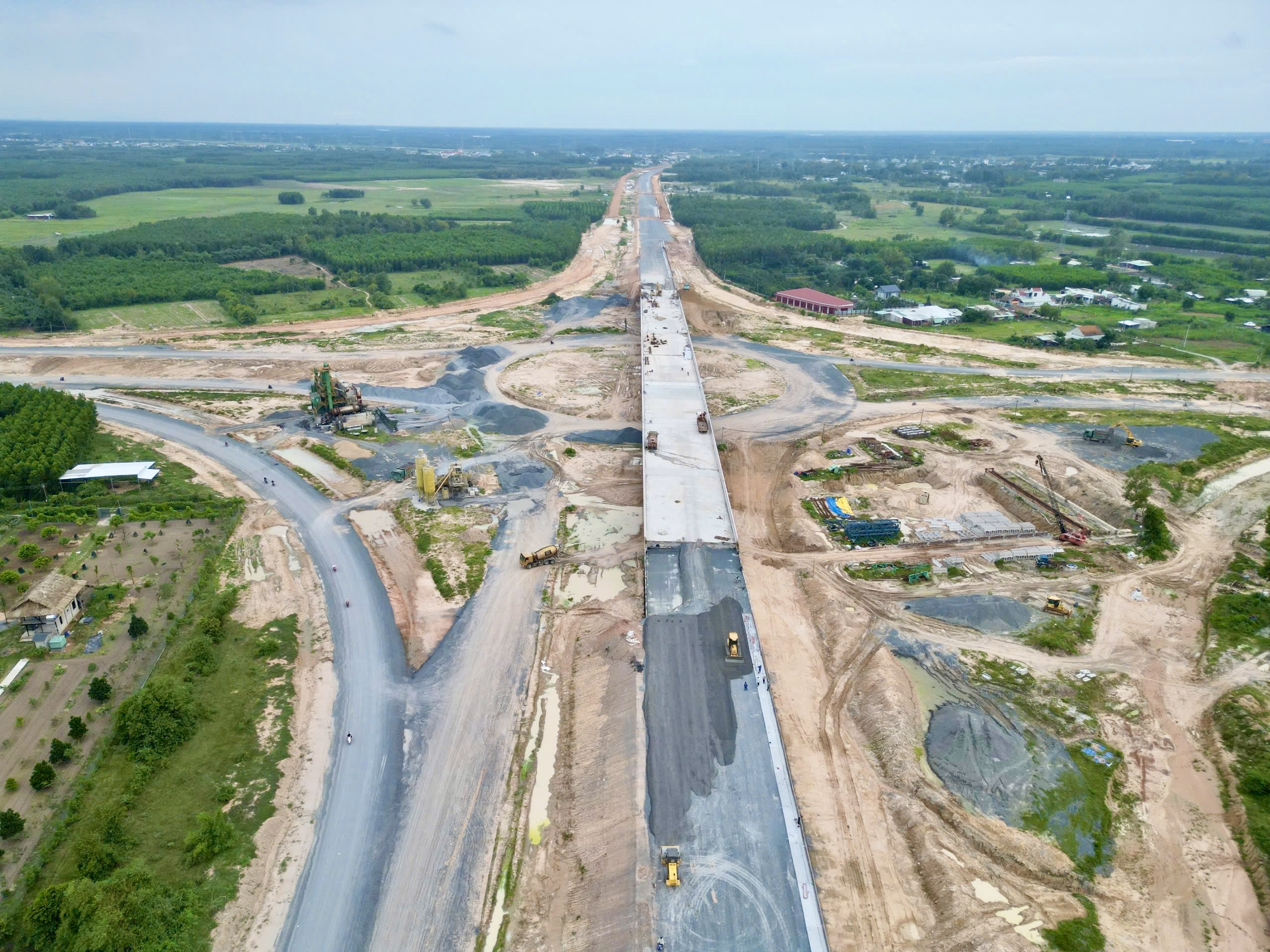 V&agrave;nh đai 3 Đồng Nai tăng tốc thi c&ocirc;ng, nỗ lực th&ocirc;ng xe kỹ thuật trước 19/12- Ảnh 4.