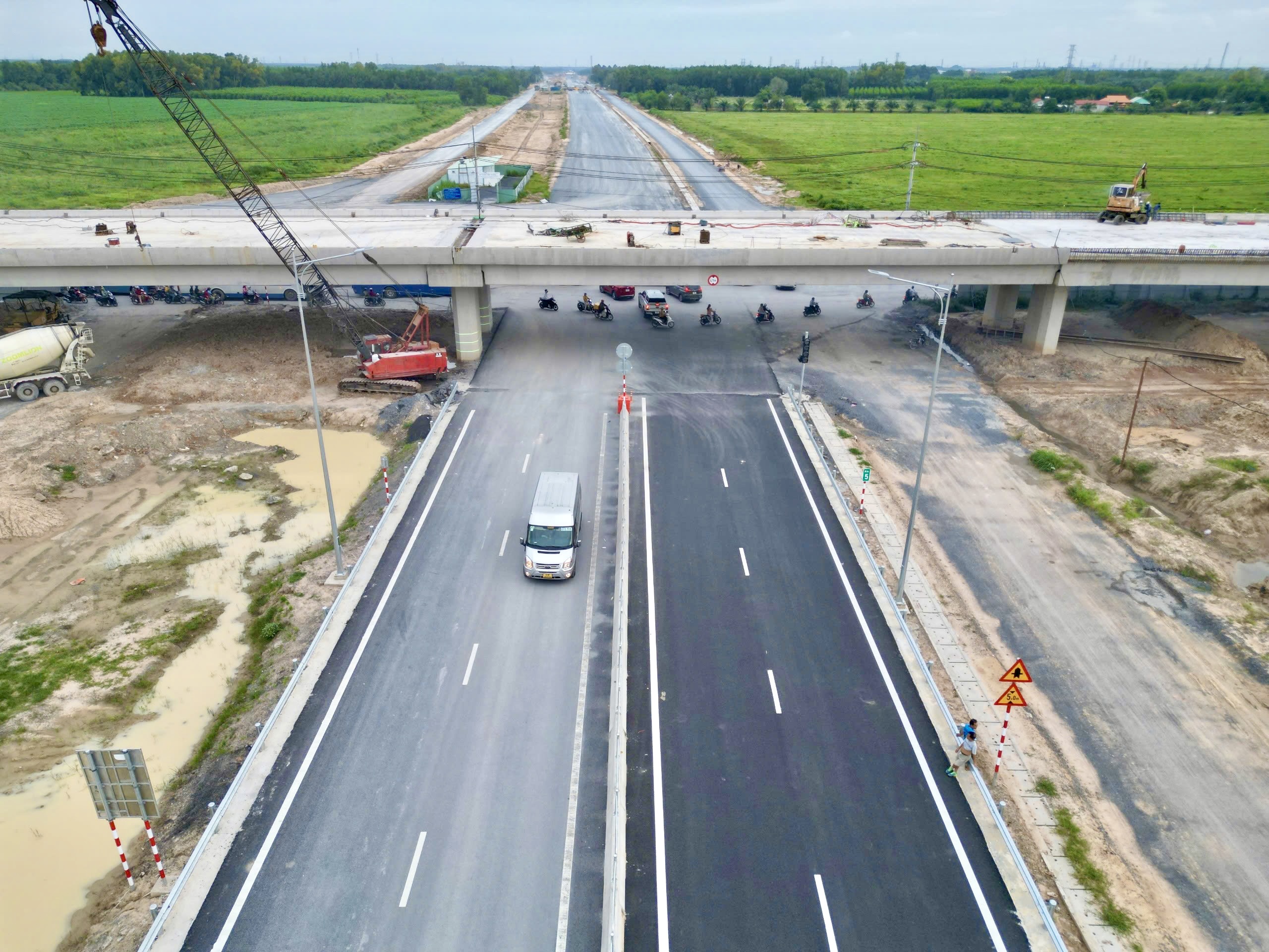 V&agrave;nh đai 3 Đồng Nai tăng tốc thi c&ocirc;ng, nỗ lực th&ocirc;ng xe kỹ thuật trước 19/12- Ảnh 7.