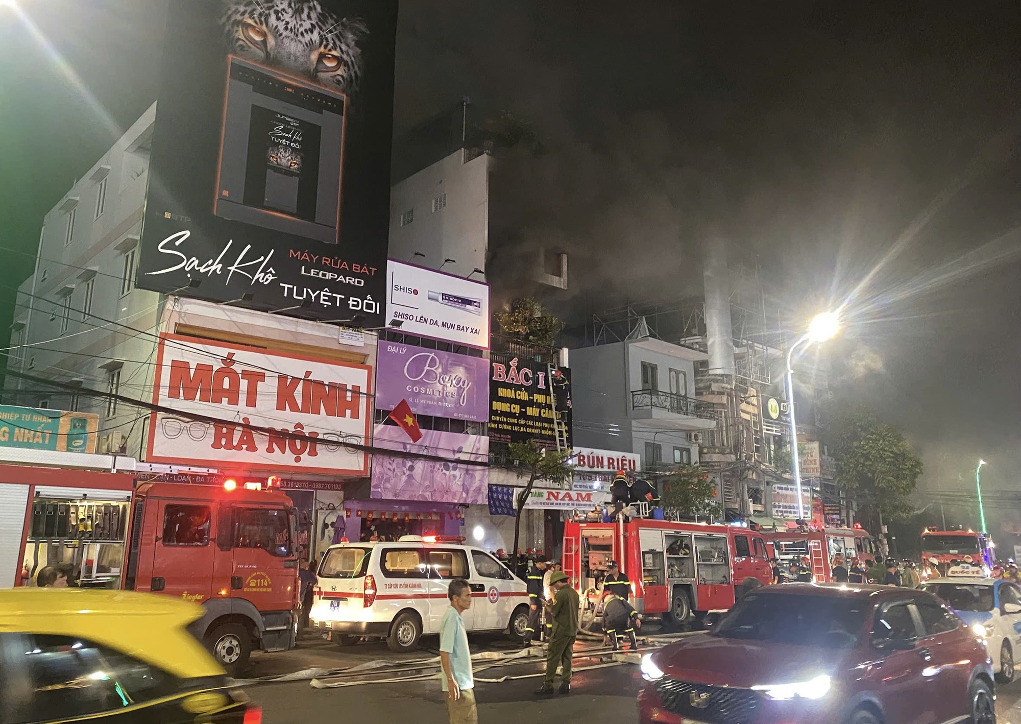 Kh&aacute;nh H&ograve;a tăng cường kiểm tra PCCC tại nh&agrave; ở kết hợp kinh doanh- Ảnh 1.