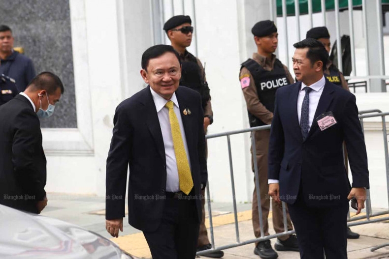 T&ograve;a &aacute;n Th&aacute;i Lan tuy&ecirc;n phạt cựu Thủ tướng Thaksin Shinawatra một năm t&ugrave;- Ảnh 1.