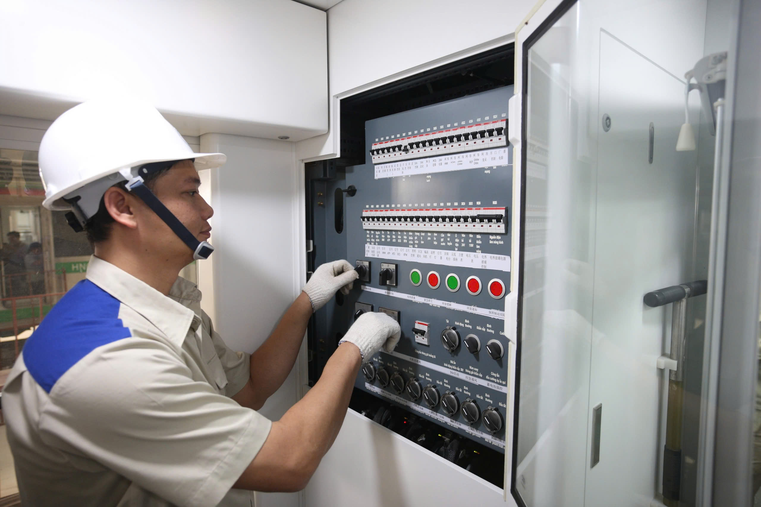 Doanh nghiệp hưởng lợi từ cải c&aacute;ch thủ tục kiểm định đường sắt- Ảnh 1.