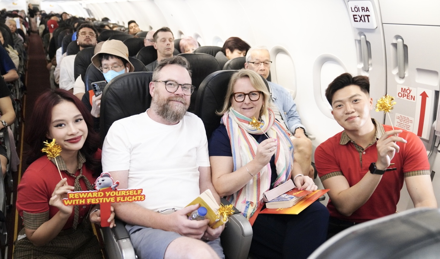 Sắc đỏ Vietjet khơi nguồn năng lượng trong chuyến bay đầu năm 2026- Ảnh 10.