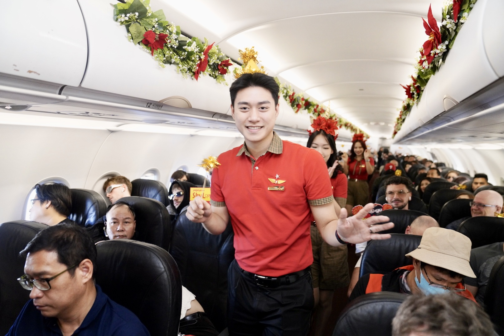 Sắc đỏ Vietjet khơi nguồn năng lượng trong chuyến bay đầu năm 2026- Ảnh 3.