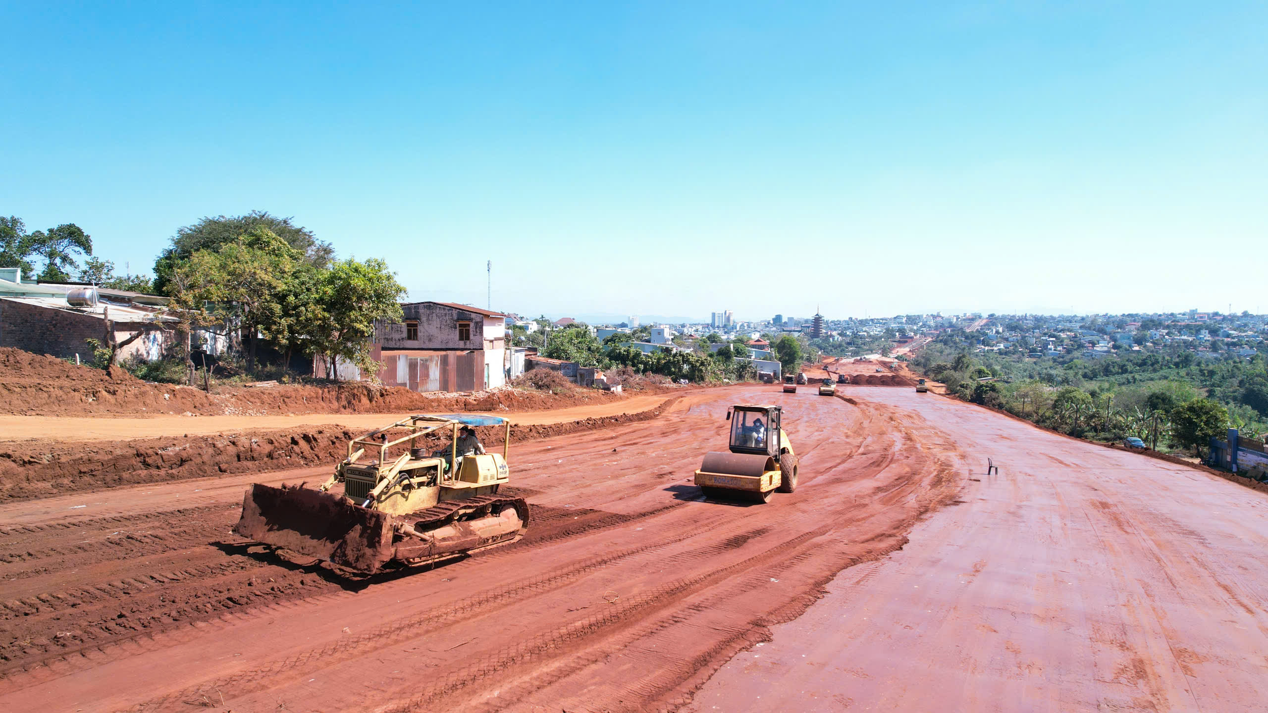 Gia Lai: Nhộn nhịp c&ocirc;ng trường đầu năm- Ảnh 1.