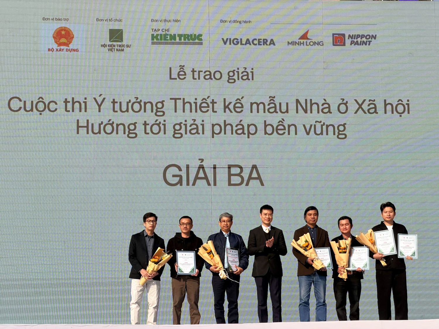 7 giải Nhất được trao trong cuộc thi thiết kế mẫu nh&agrave; ở x&atilde; hội- Ảnh 3.