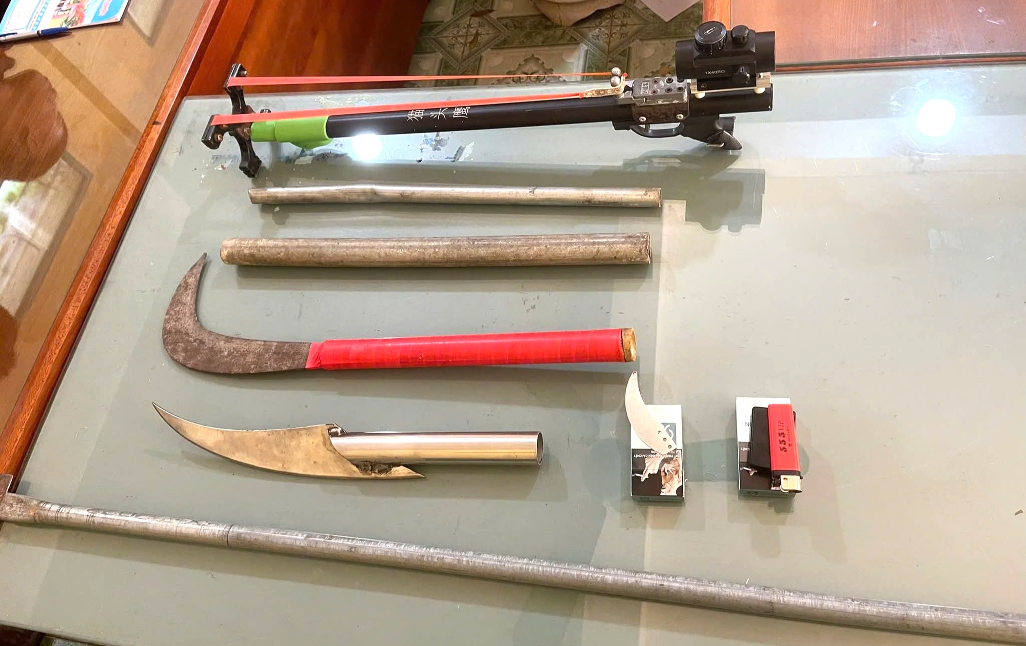 Ninh B&igrave;nh: C&ocirc;ng an v&agrave;o cuộc ngăn chặn k&iacute;ch động bạo lực học đường tr&ecirc;n mạng x&atilde; hội- Ảnh 1.