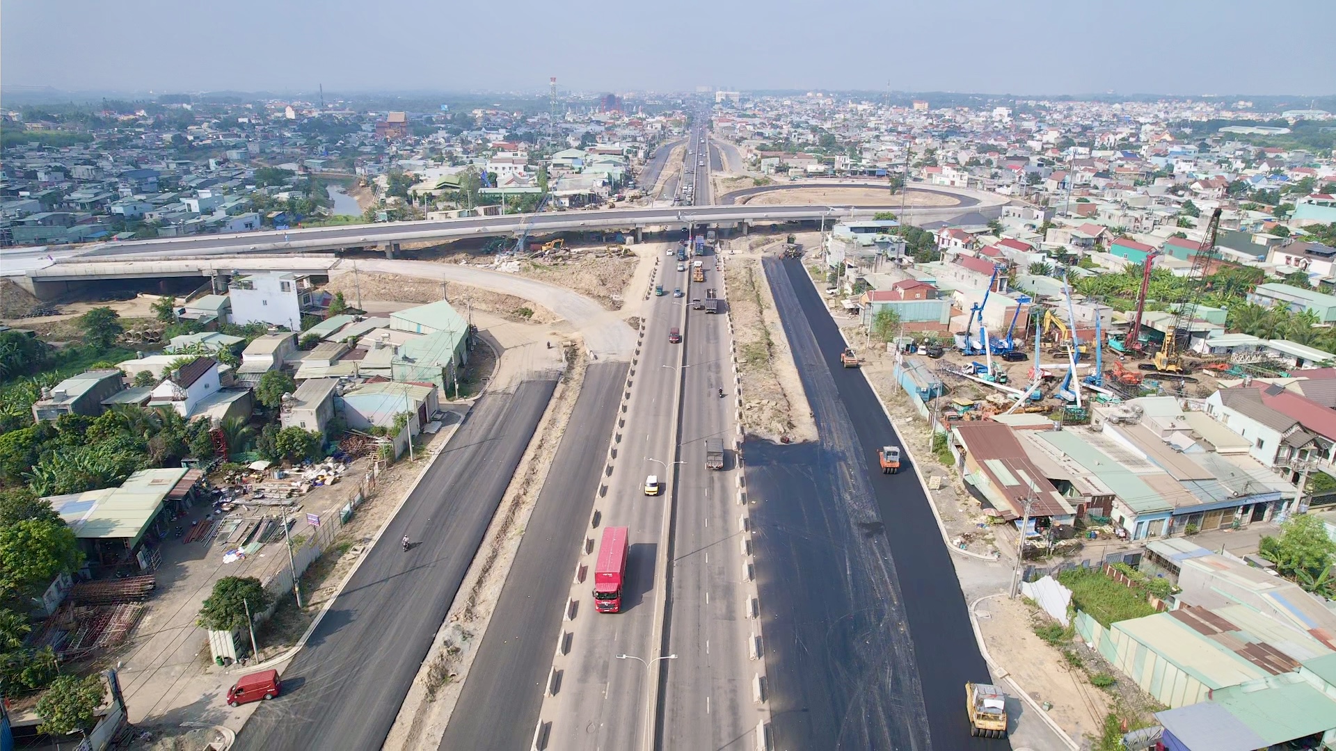 Đua nước r&uacute;t để kịp th&ocirc;ng xe 35km cao tốc Bi&ecirc;n H&ograve;a - Vũng T&agrave;u trước Tết- Ảnh 3.