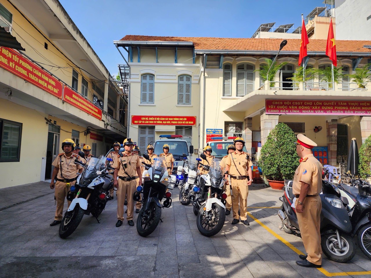 TP.HCM rộn r&agrave;ng chuẩn bị cho Ng&agrave;y hội non s&ocirc;ng- Ảnh 4.