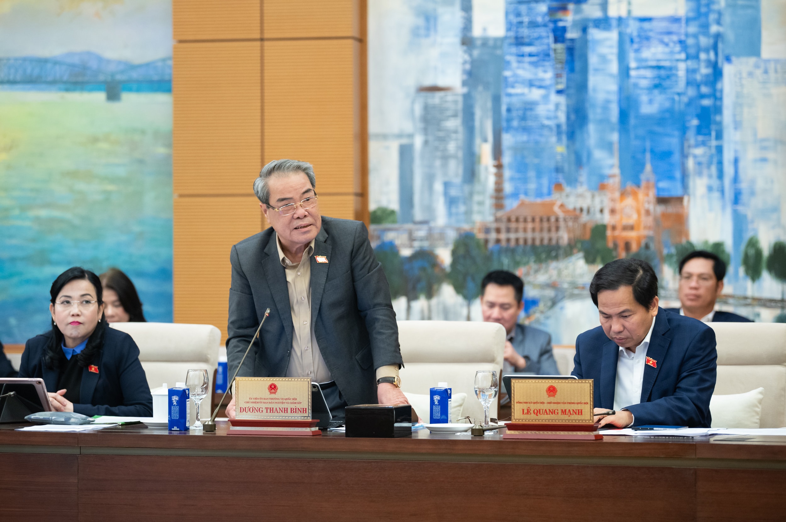 Kiến nghị Bộ Y tế gi&aacute;m s&aacute;t chặt chẽ c&ocirc;ng t&aacute;c quản l&yacute; an to&agrave;n thực phẩm, xử nghi&ecirc;m vi phạm- Ảnh 1.