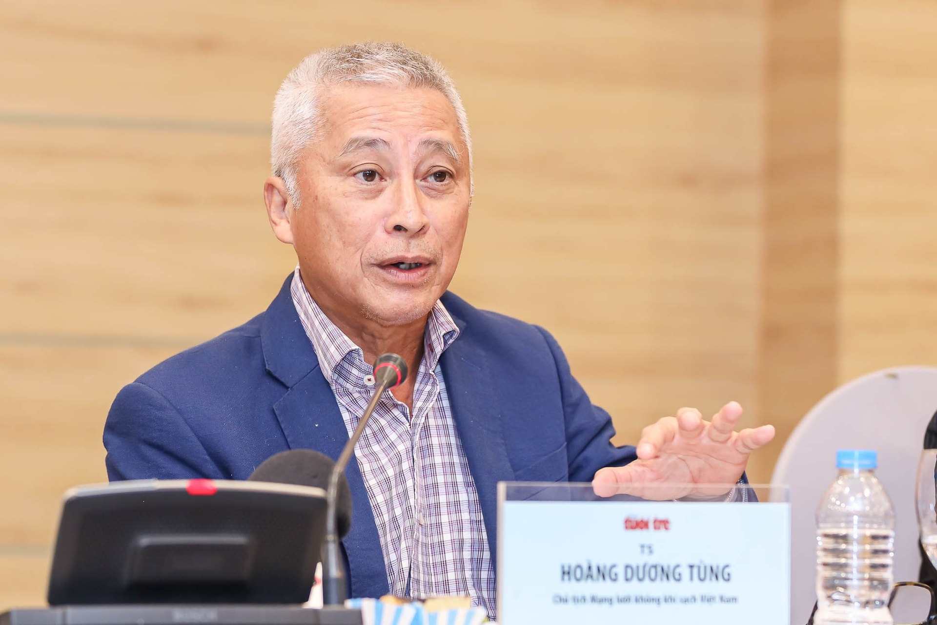 Cách nào giảm ô nhiễm không khí Hà Nội?- Ảnh 2. Cách nào giảm ô nhiễm không khí Hà Nội?- Ảnh 2.