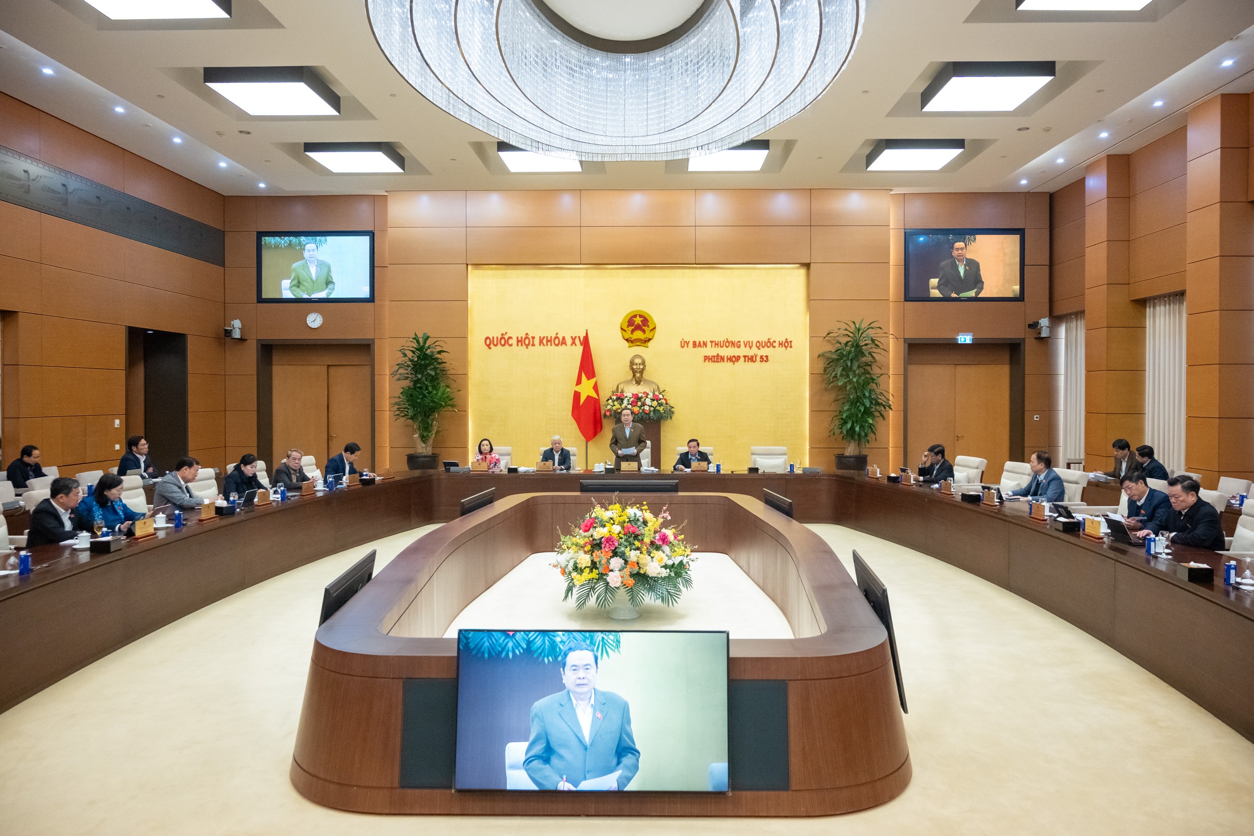 Cho phép tăng gần gấp 3 lần số lượng kiểm sát viên cao cấp- Ảnh 2. Cho phép tăng gần gấp 3 lần số lượng kiểm sát viên cao cấp- Ảnh 2.