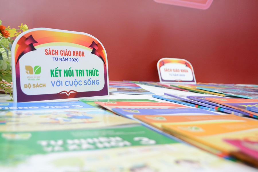 Cần lộ tr&igrave;nh ph&ugrave; hợp cho s&aacute;ch gi&aacute;o khoa thống nhất- Ảnh 1.