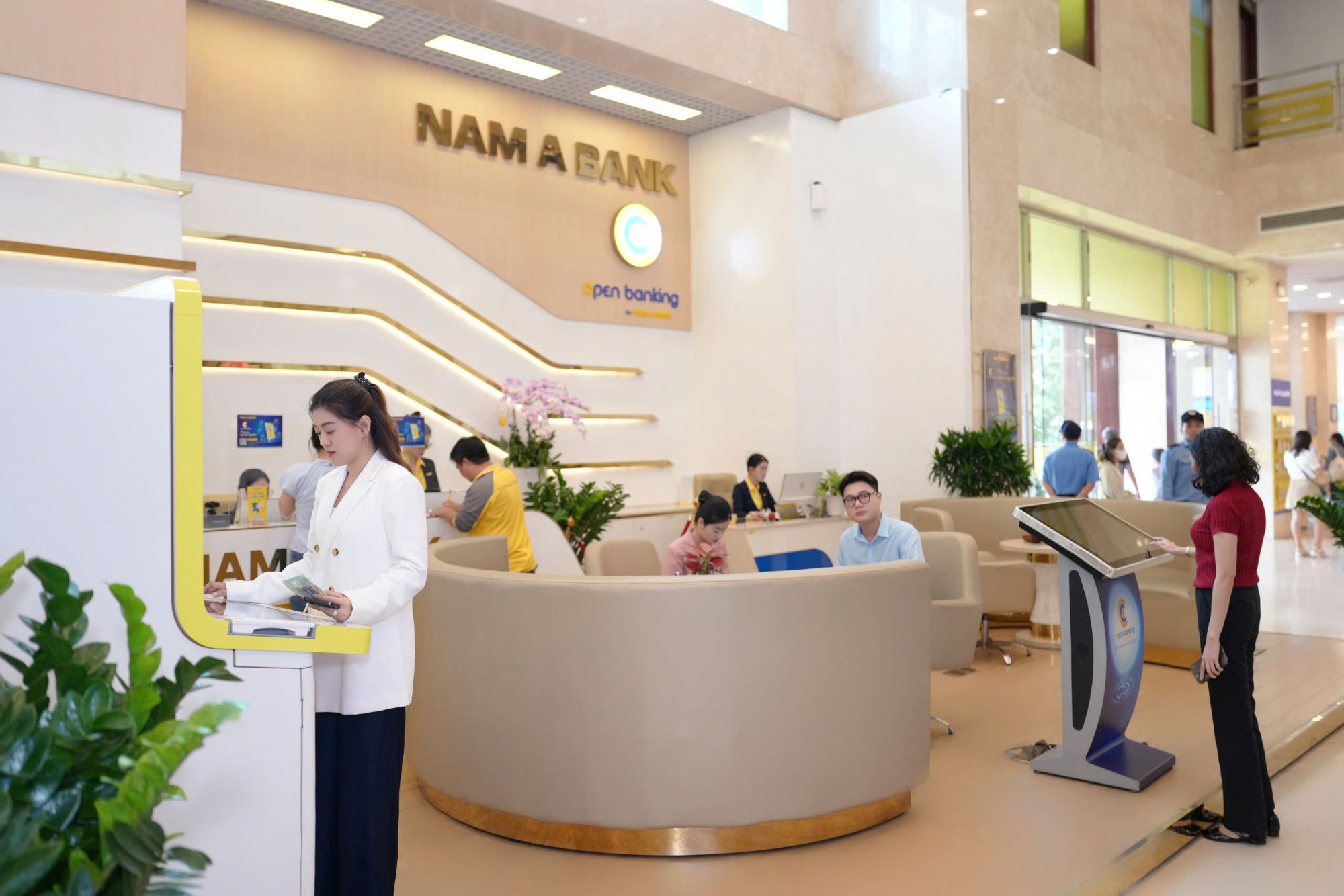 Nam A Bank tăng trưởng quy m&ocirc; vượt trội năm 2025, chất lượng t&agrave;i sản cải thiện đ&aacute;ng kể- Ảnh 3.