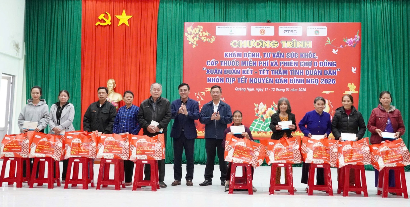 BSR chung tay chăm lo sức khỏe, đời sống người d&acirc;n v&ugrave;ng Dự &aacute;n NCMR NMLD Dung Quất- Ảnh 3.