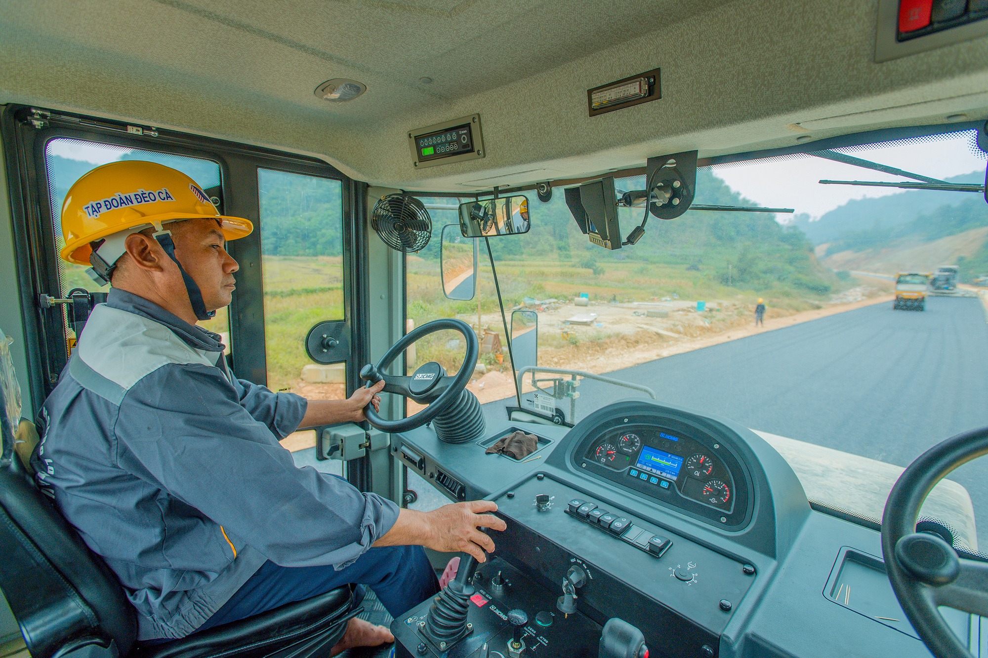 Cao tốc Đồng Đăng - Tr&agrave; Lĩnh: Con đường của l&ograve;ng d&acirc;n- Ảnh 2.