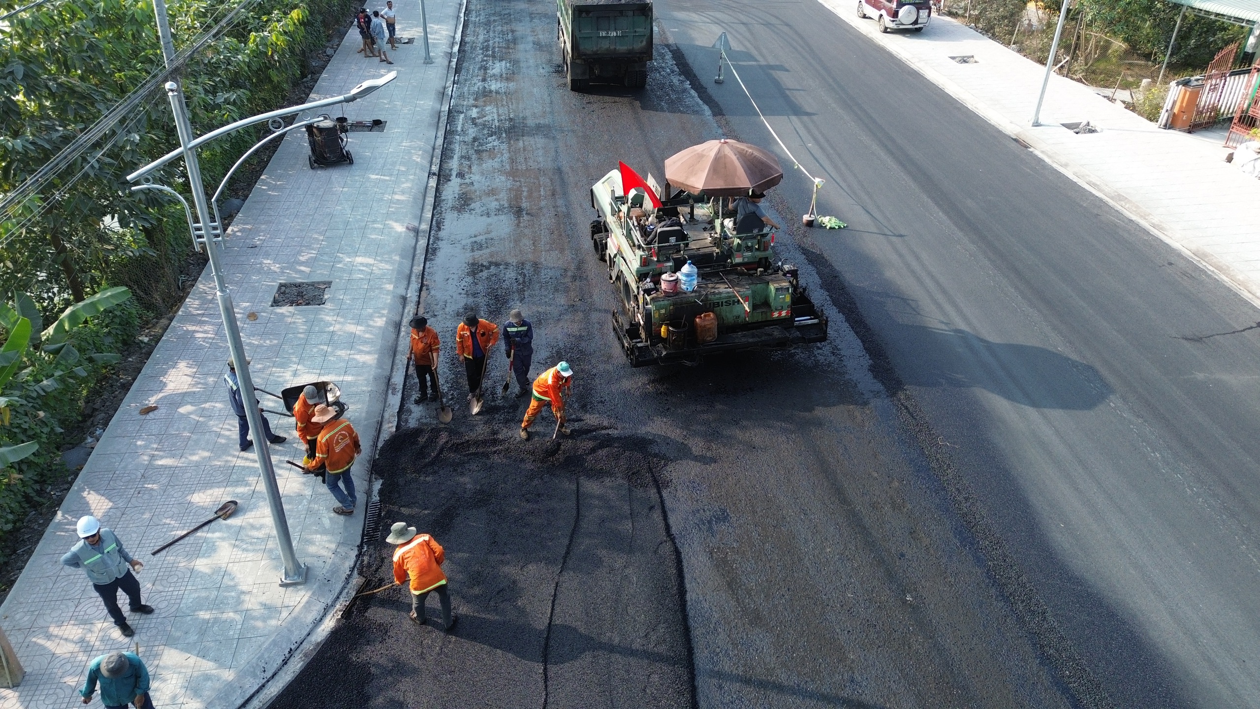 Đường tỉnh cửa ng&otilde; Đồng Th&aacute;p đi T&acirc;y Ninh thảm những m&eacute;t nhựa cuối, sẵn s&agrave;ng th&ocirc;ng xe- Ảnh 1.