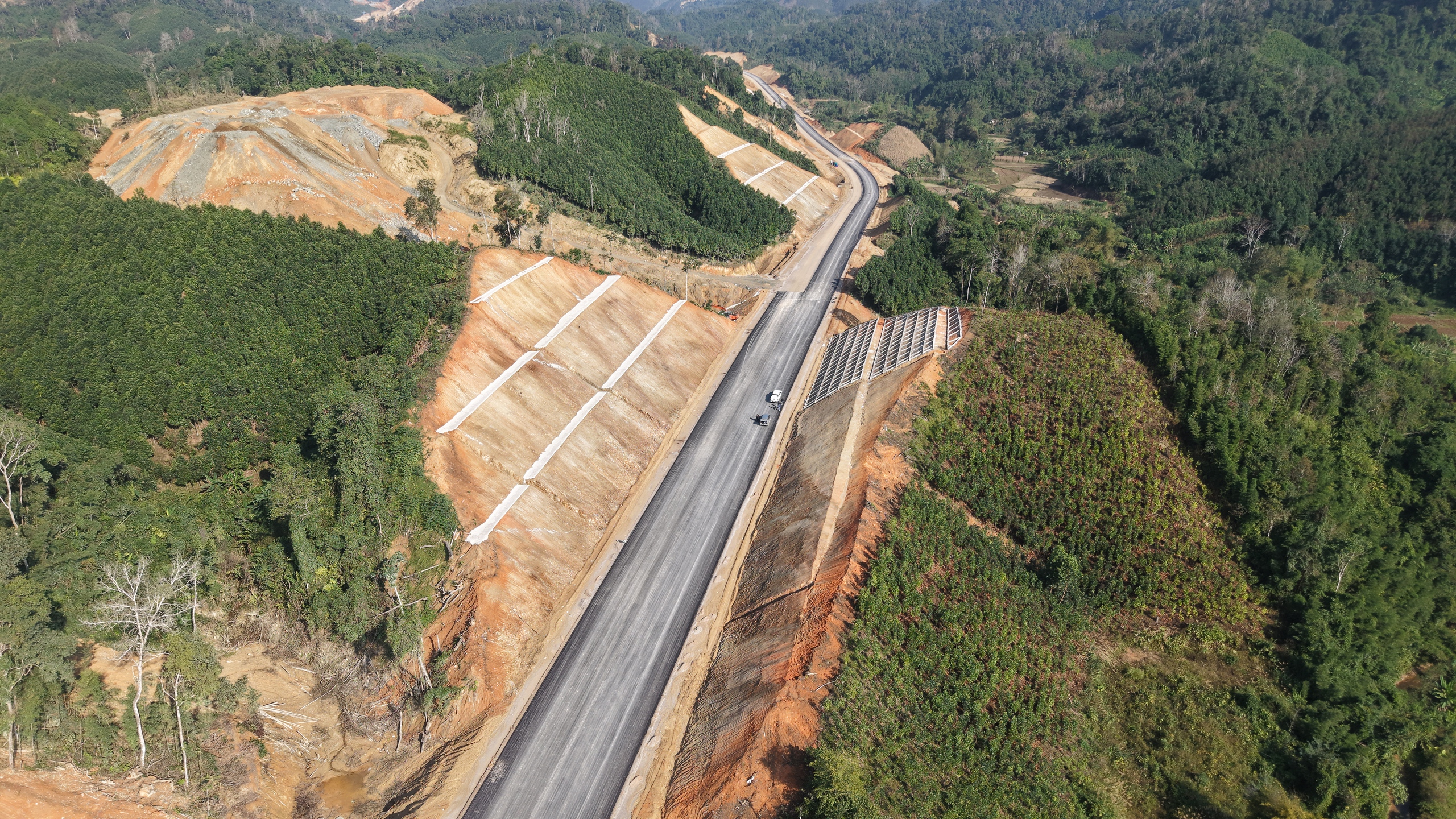 Bộ trưởng Trần Hồng Minh kiểm tra cao tốc Hữu Nghị - Chi Lăng v&agrave; Đồng Đăng - Tr&agrave; Lĩnh- Ảnh 5.