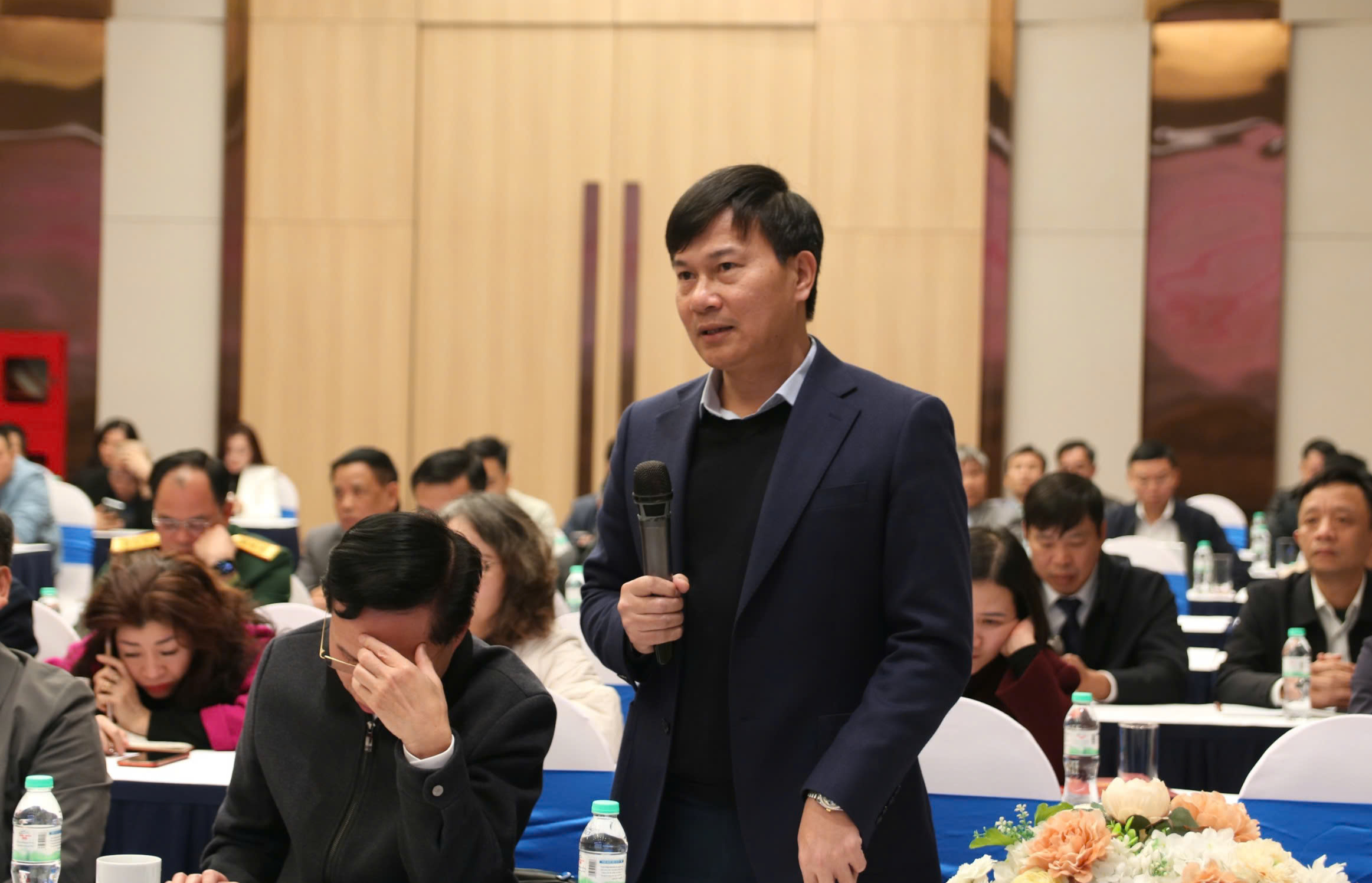Nghệ An: Tập trung tháo gỡ vướng mắc, xử lý dứt điểm vi phạm hành lang tỉnh lộ 537B- Ảnh 3. Nghệ An: Tập trung tháo gỡ vướng mắc, xử lý dứt điểm vi phạm hành lang tỉnh lộ 537B- Ảnh 3.