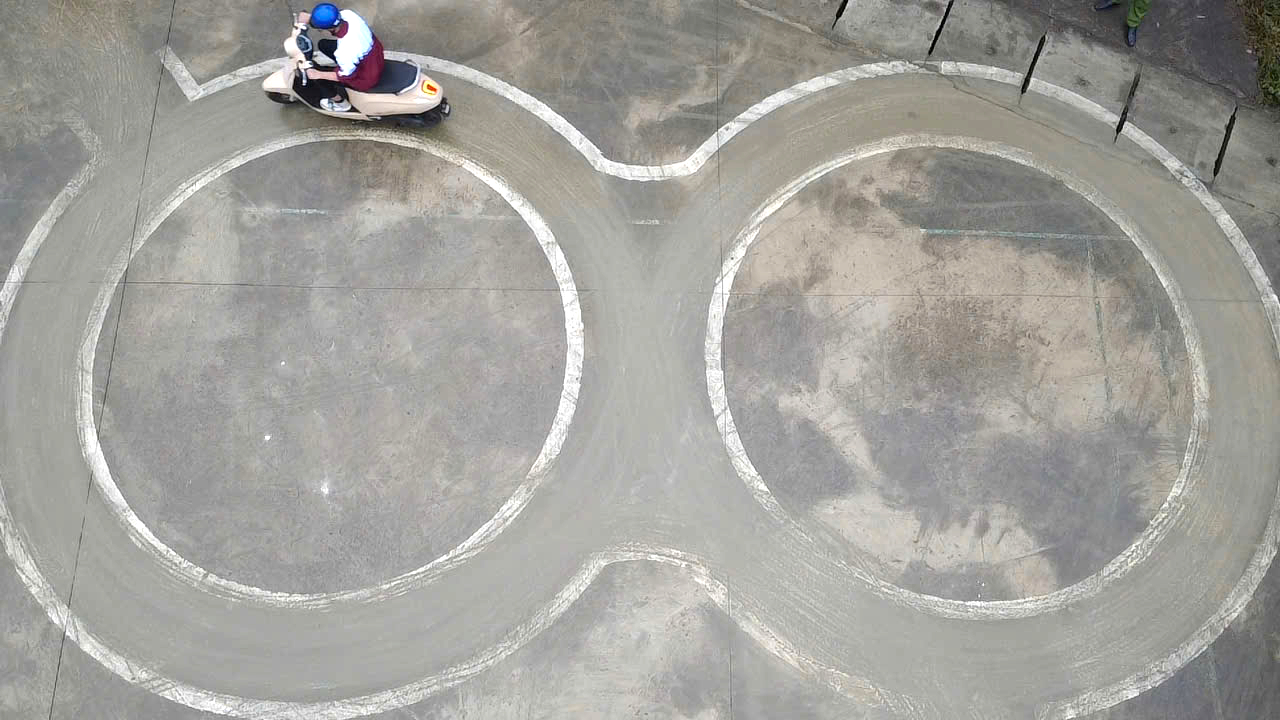 L&agrave;o Cai: Cha mẹ, thầy c&ocirc; bớt lo khi học sinh được học kỹ năng đi xe an to&agrave;n- Ảnh 13.