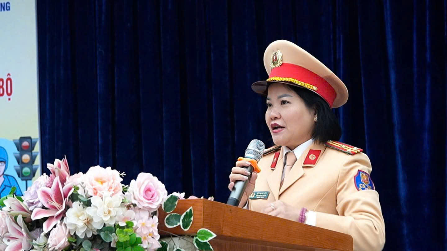 L&agrave;o Cai: Cha mẹ, thầy c&ocirc; bớt lo khi học sinh được học kỹ năng đi xe an to&agrave;n- Ảnh 15.