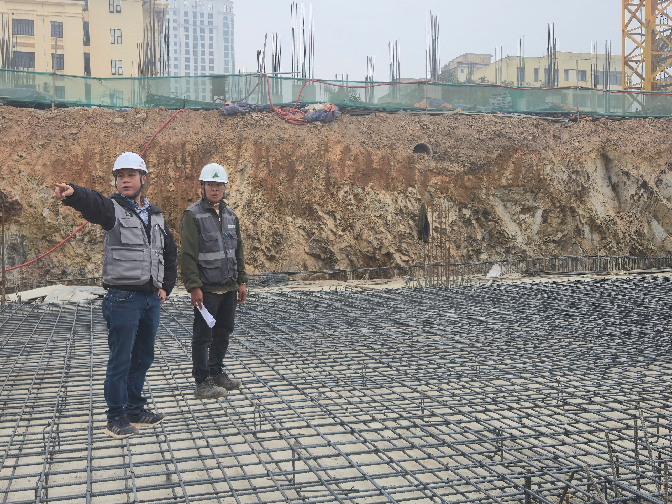 Tăng tốc thi c&ocirc;ng dự &aacute;n phố đi bộ trung t&acirc;m Th&aacute;i Nguy&ecirc;n, một số hạng mục vượt tiến độ- Ảnh 16.