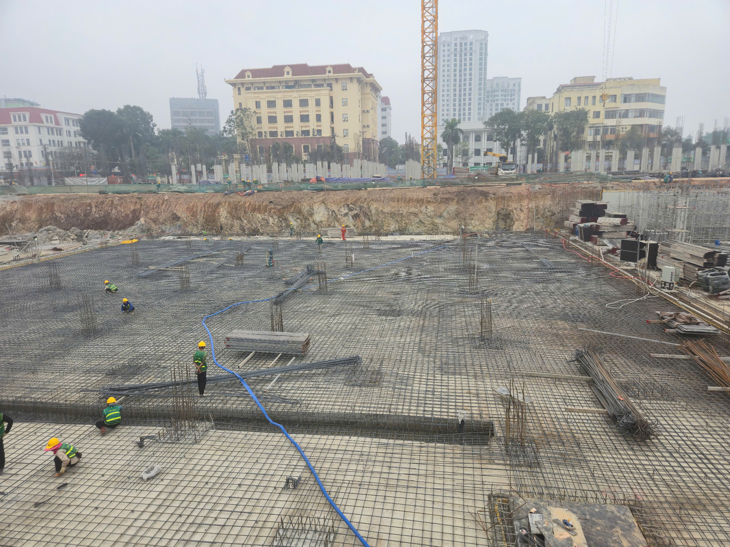 Tăng tốc thi c&ocirc;ng dự &aacute;n phố đi bộ trung t&acirc;m Th&aacute;i Nguy&ecirc;n, một số hạng mục vượt tiến độ- Ảnh 3.