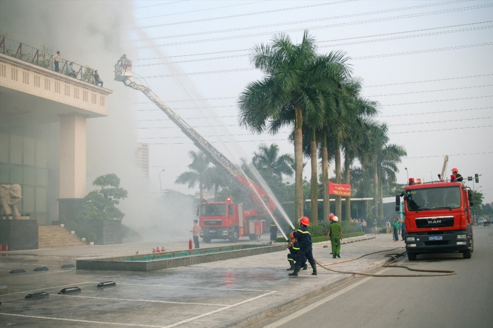 H&agrave; Nội tuy&ecirc;n truyền ph&ograve;ng ch&aacute;y chữa ch&aacute;y với AI v&agrave; nền tảng th&ocirc;ng minh- Ảnh 1.