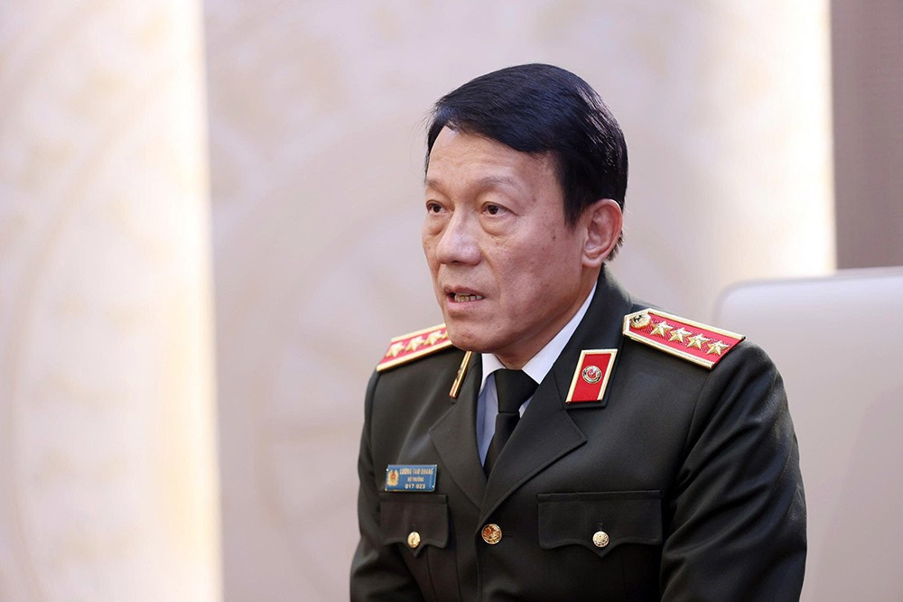 C&ocirc;ng an nh&acirc;n d&acirc;n gương mẫu, đi đầu thực hiện Nghị quyết Đại hội XIV của Đảng- Ảnh 1.