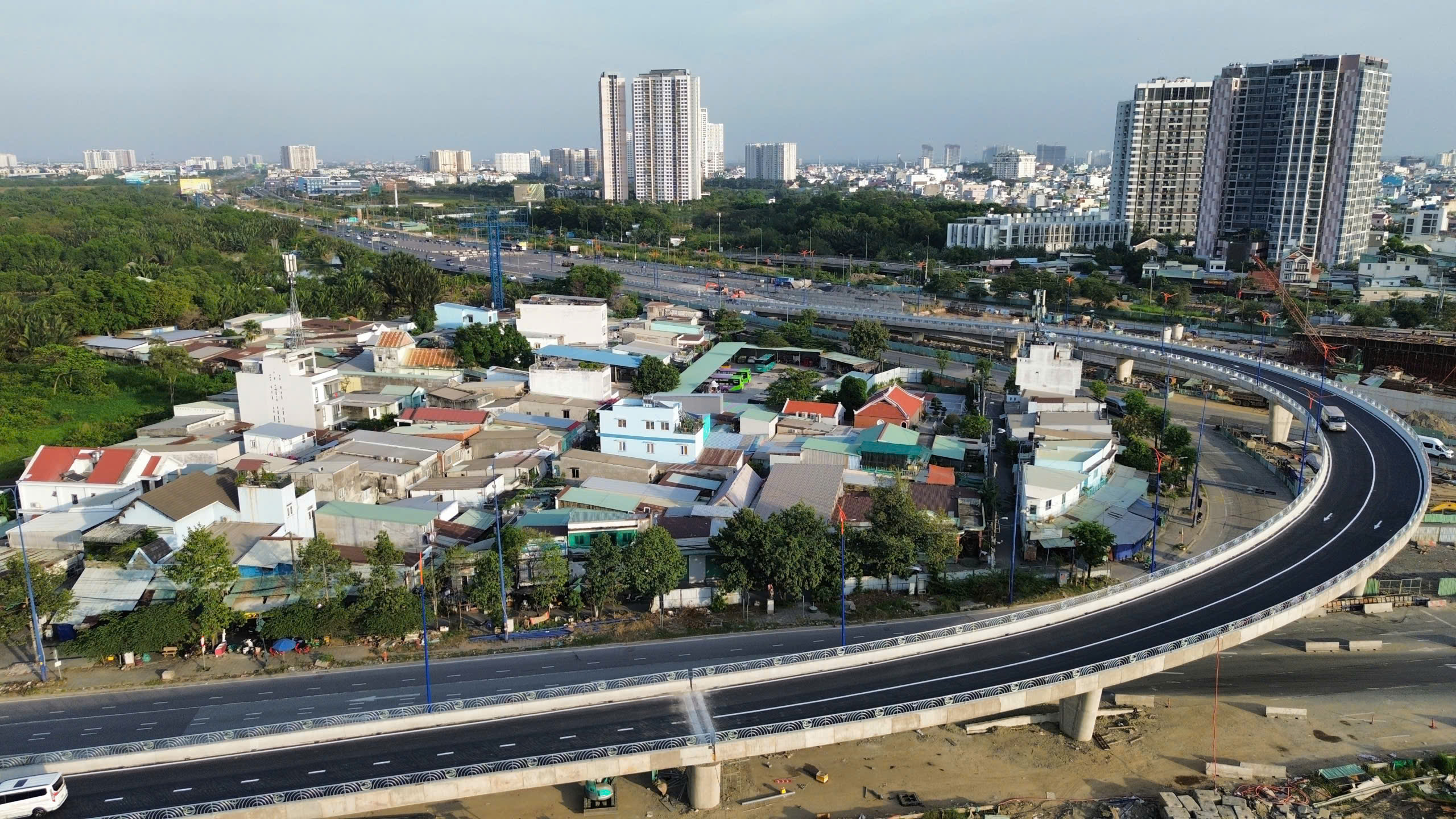 Những c&ocirc;ng tr&igrave;nh mở lối ph&aacute;t triển cho TP.HCM giai đoạn mới- Ảnh 14.