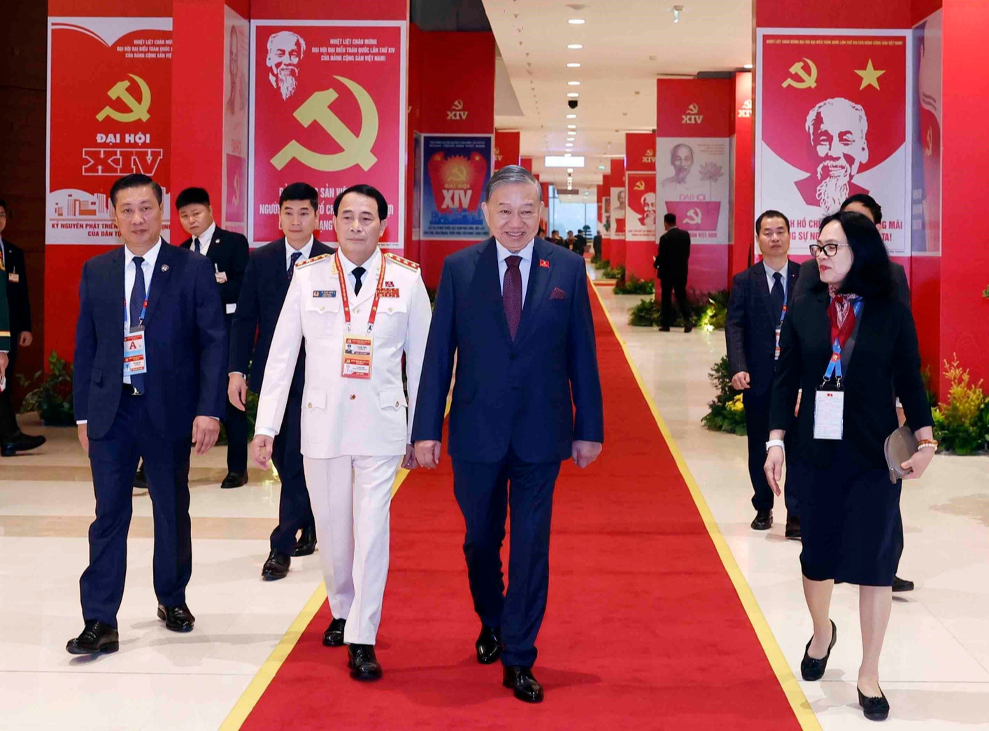 Nhất tr&iacute; cao th&ocirc;ng qua Chương tr&igrave;nh l&agrave;m việc, Quy chế bầu cử Đại hội XIV của Đảng- Ảnh 3.