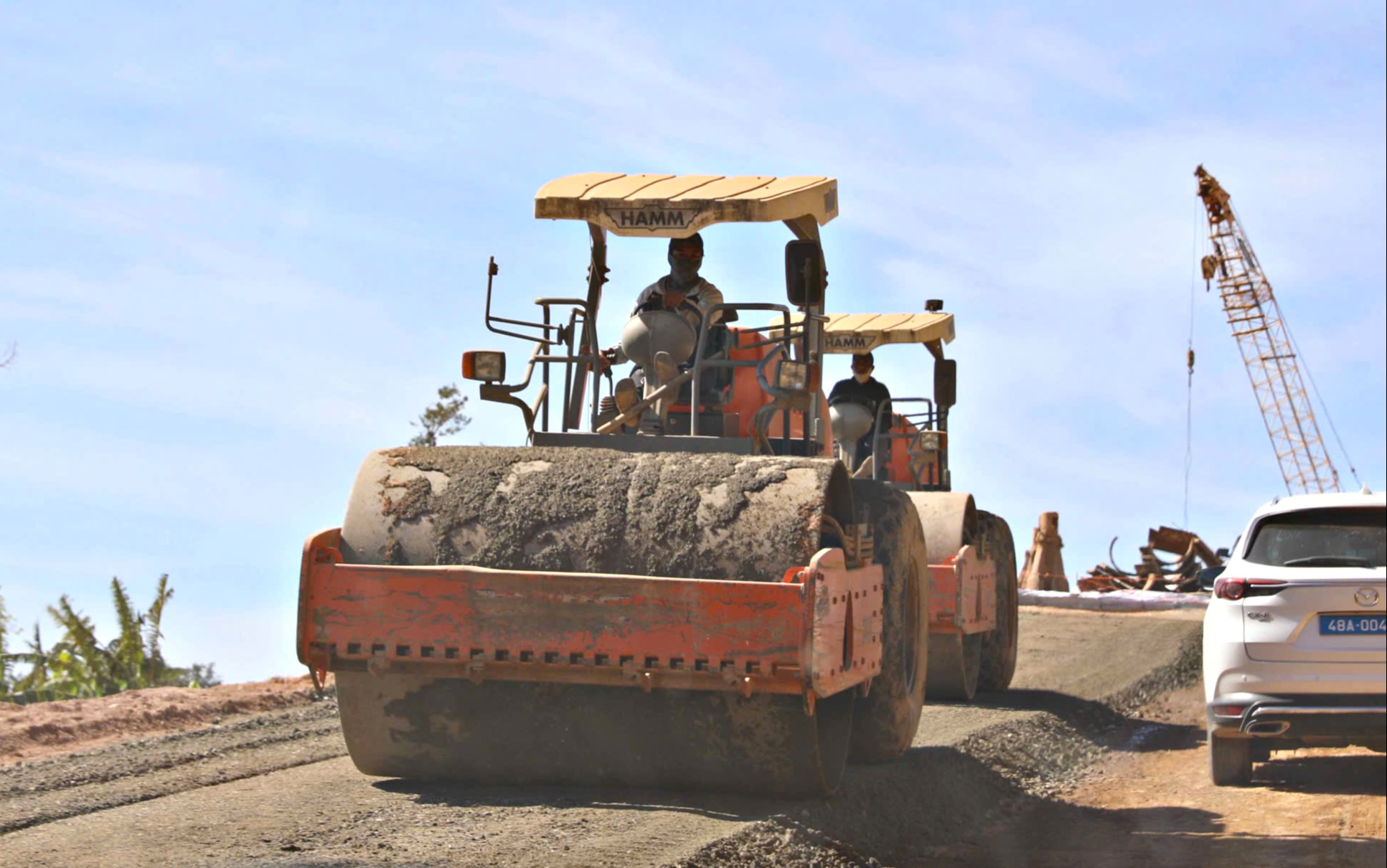 L&acirc;m Đồng: Quốc lộ 28B nối Đ&agrave; Lạt - Phan Thiết (cũ) chỉ c&ograve;n vướng khoảng 1km mặt bằng- Ảnh 1.