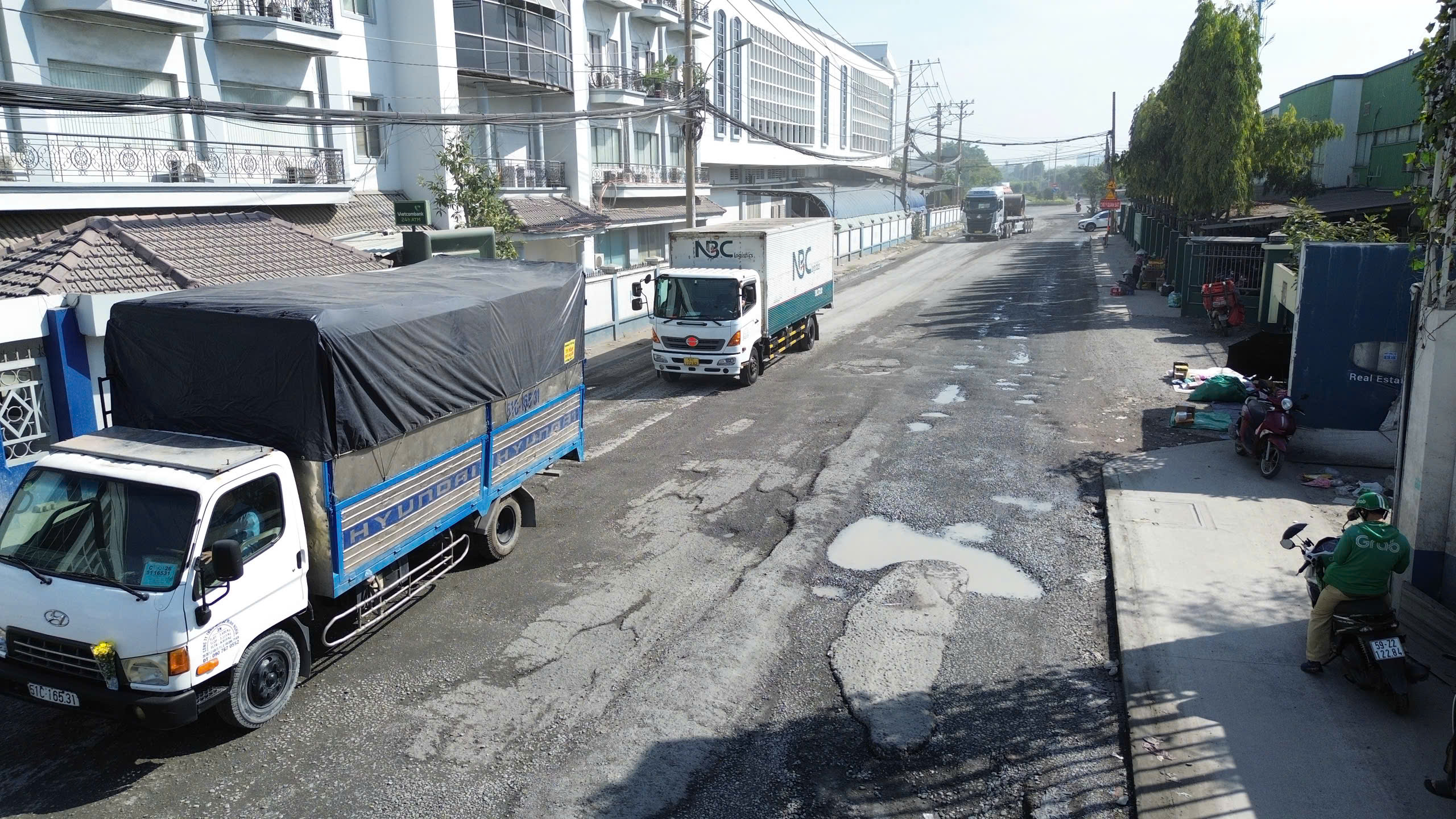 TP.HCM: Đường v&agrave;o cảng T&acirc;n Thuận ho&agrave;n tất sửa chữa, giao th&ocirc;ng th&ocirc;ng suốt- Ảnh 7.