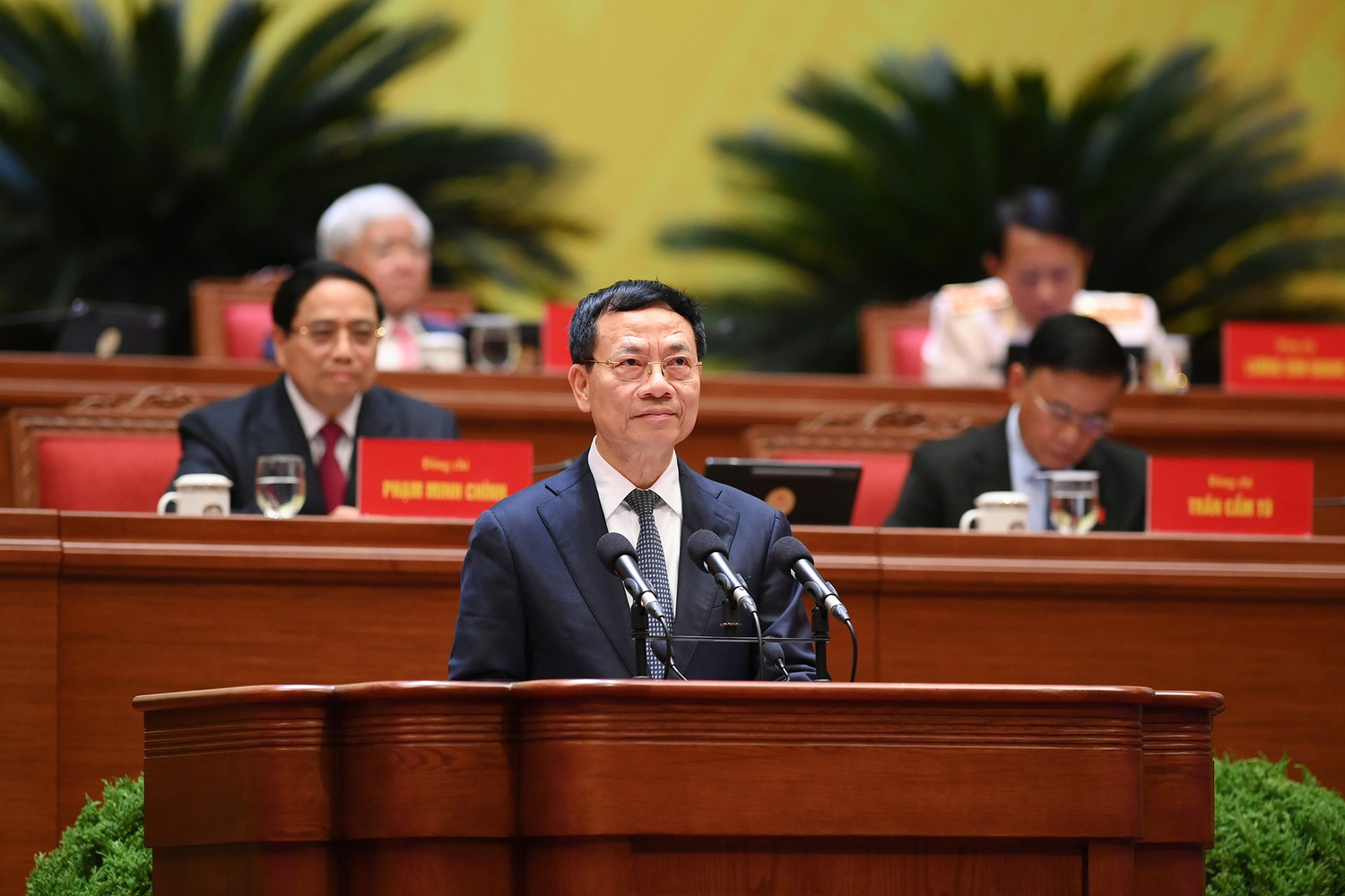 Toàn cảnh phiên thảo luận văn kiện Đại hội XIV của Đảng sáng 21/1- Ảnh 20. Toàn cảnh phiên thảo luận văn kiện Đại hội XIV của Đảng sáng 21/1- Ảnh 20.