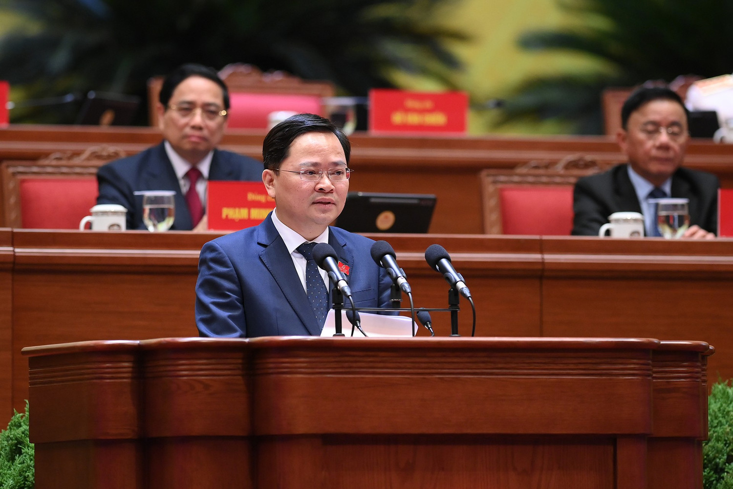 Toàn cảnh phiên thảo luận văn kiện Đại hội XIV của Đảng sáng 21/1- Ảnh 12. Toàn cảnh phiên thảo luận văn kiện Đại hội XIV của Đảng sáng 21/1- Ảnh 12.