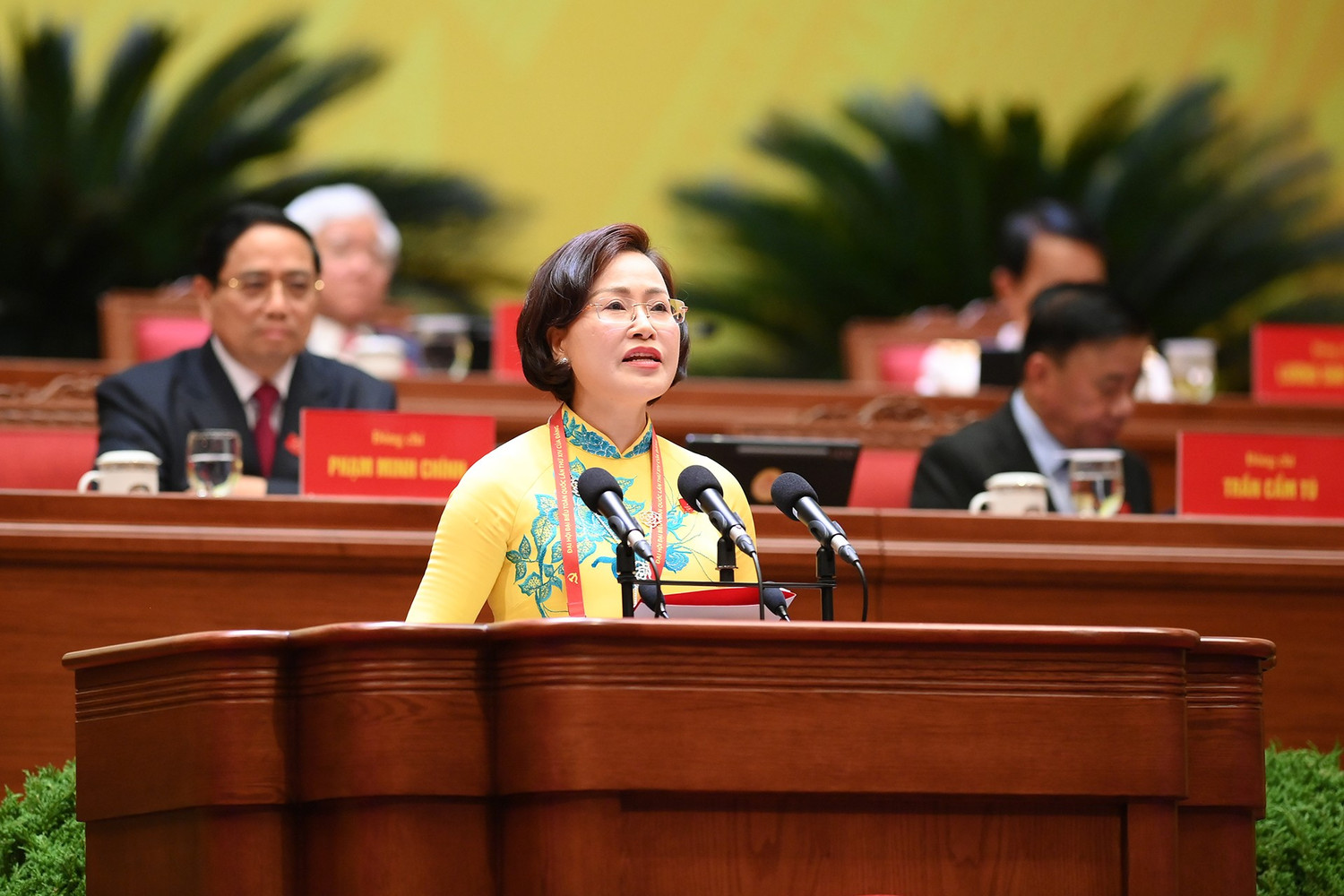 Toàn cảnh phiên thảo luận văn kiện Đại hội XIV của Đảng sáng 21/1- Ảnh 21. Toàn cảnh phiên thảo luận văn kiện Đại hội XIV của Đảng sáng 21/1- Ảnh 21.