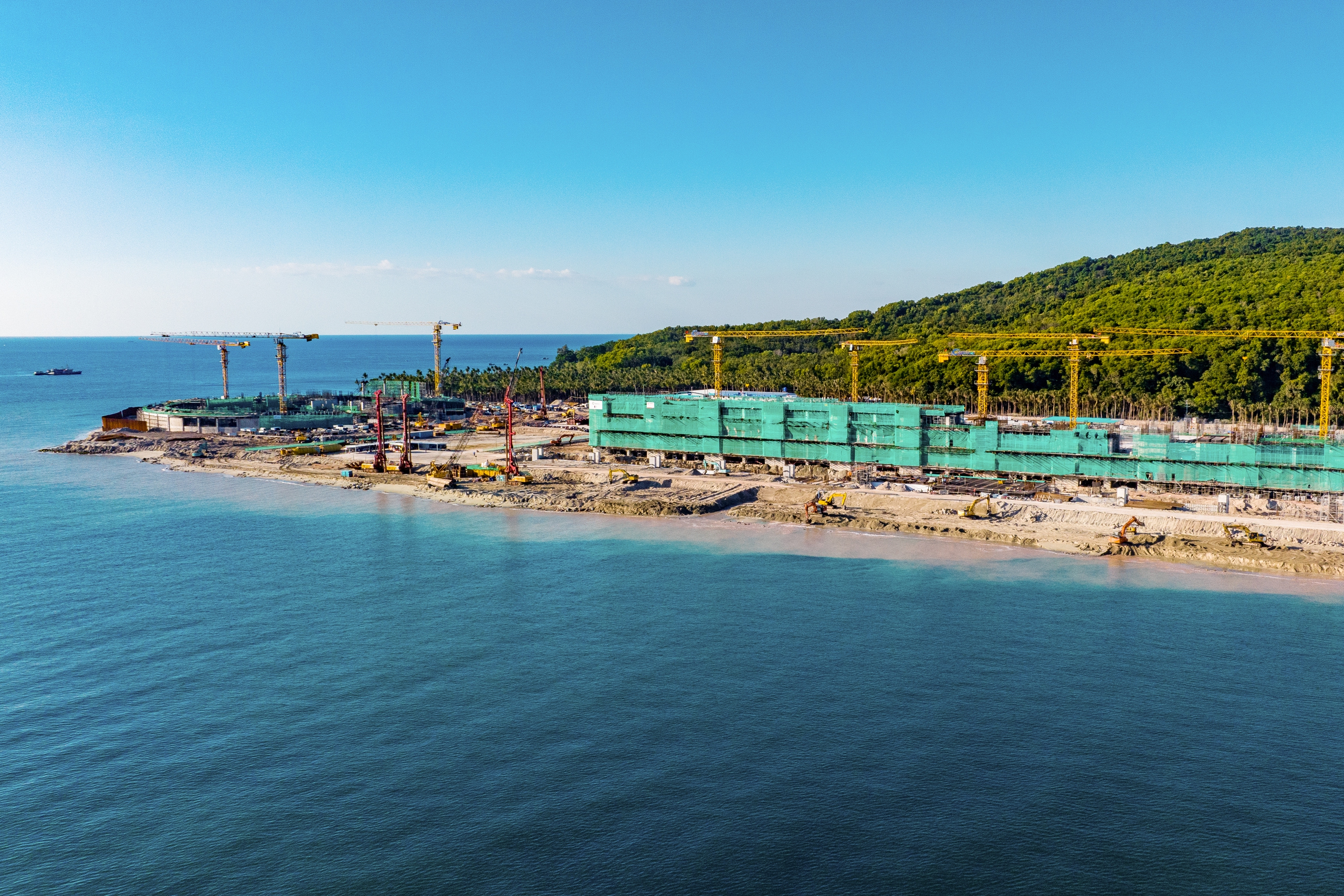 Ngắm c&aacute;c c&ocirc;ng tr&igrave;nh trọng điểm phục vụ APEC đang h&igrave;nh th&agrave;nh ở Ph&uacute; Quốc- Ảnh 2.