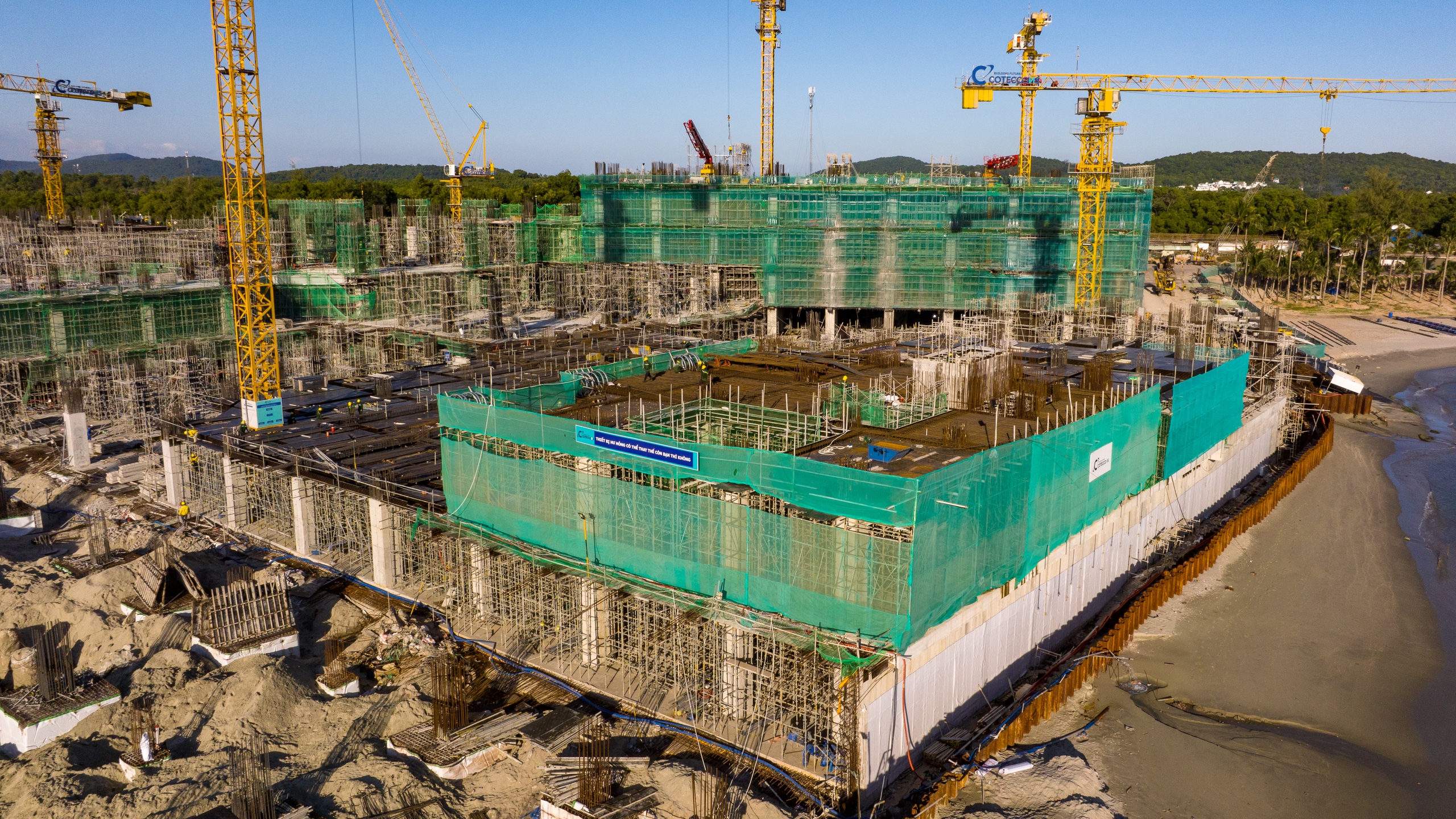 Ngắm c&aacute;c c&ocirc;ng tr&igrave;nh trọng điểm phục vụ APEC đang h&igrave;nh th&agrave;nh ở Ph&uacute; Quốc- Ảnh 16.