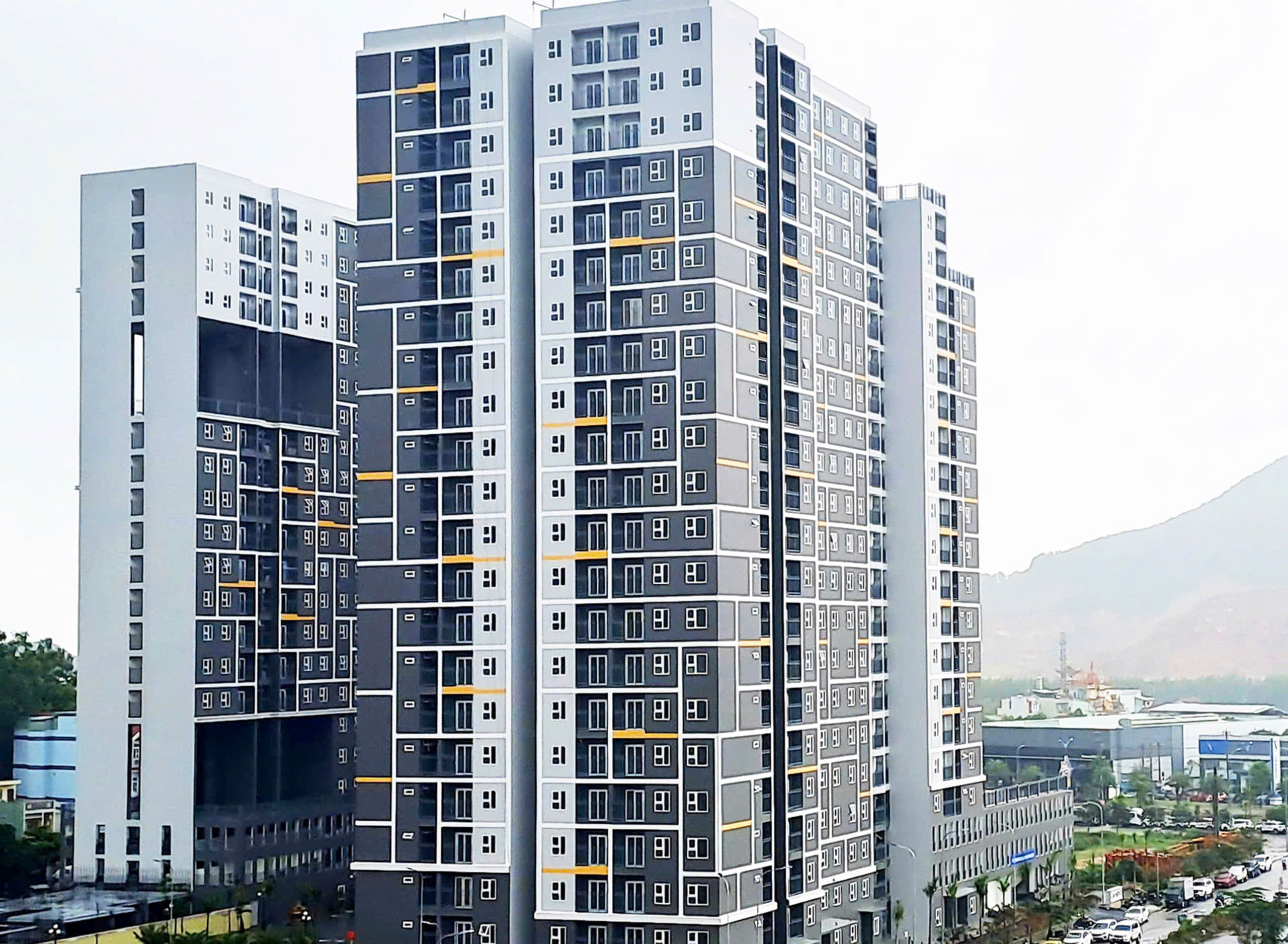 Gia Lai: Hơn 4.400 căn nh&agrave; ở x&atilde; hội ho&agrave;n th&agrave;nh, thị trường bất động sản cơ bản ổn định- Ảnh 2.