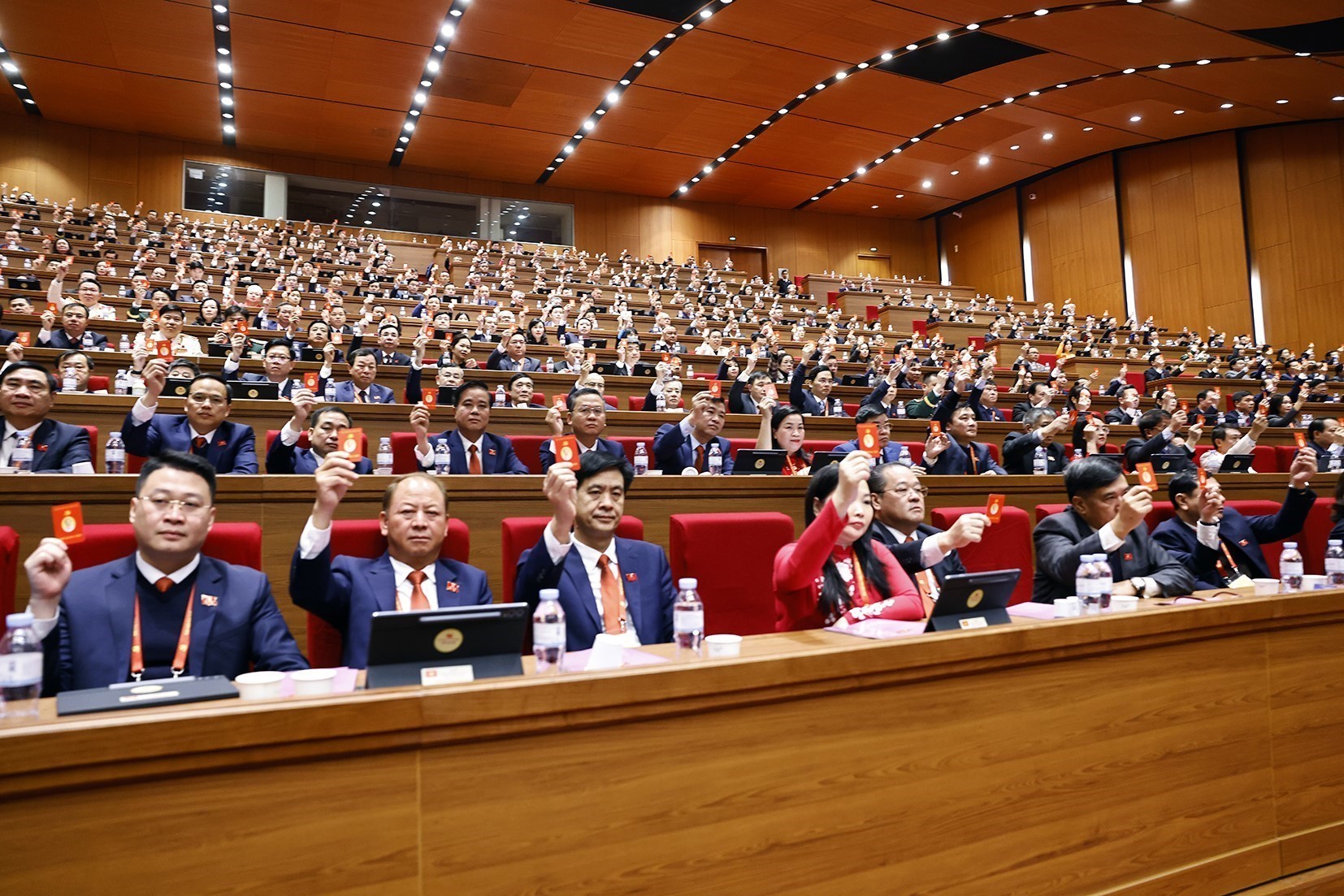 Th&ocirc;ng qua số lượng 200 Ủy vi&ecirc;n Ban chấp h&agrave;nh Trung ương Đảng kho&aacute; XIV- Ảnh 3.