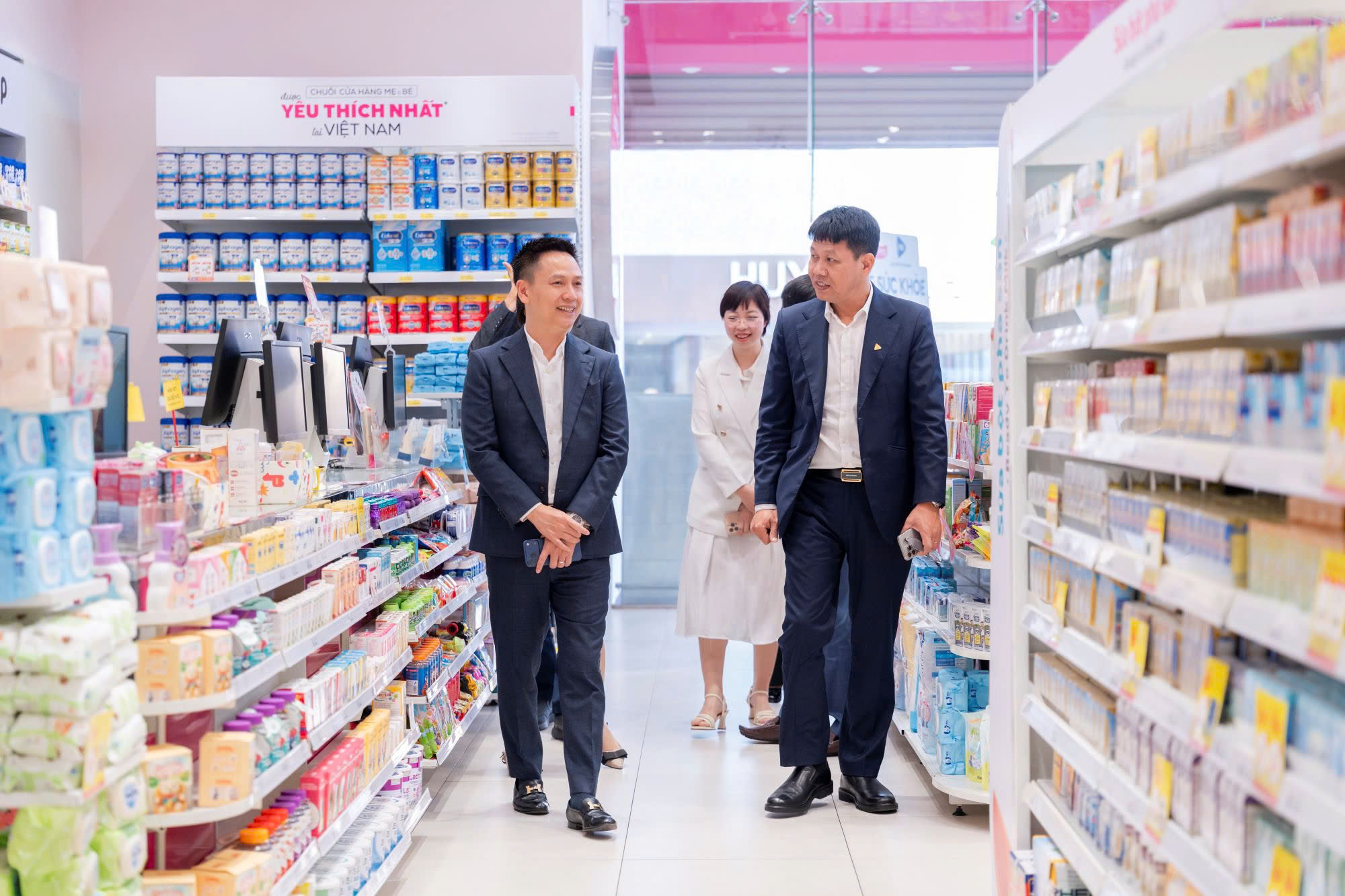 Bảo hiểm VietinBank v&agrave; Con Cưng hợp t&aacute;c th&uacute;c đẩy bảo hiểm sức khỏe trẻ em- Ảnh 2.