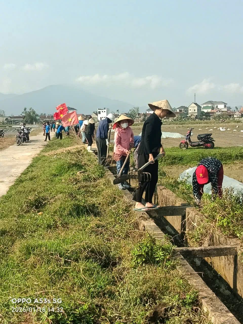H&agrave; Tĩnh: Đồng loạt ra qu&acirc;n dọn vệ sinh, đảm bảo trật tự tạo m&ocirc;i trường sống xanh- Ảnh 6.